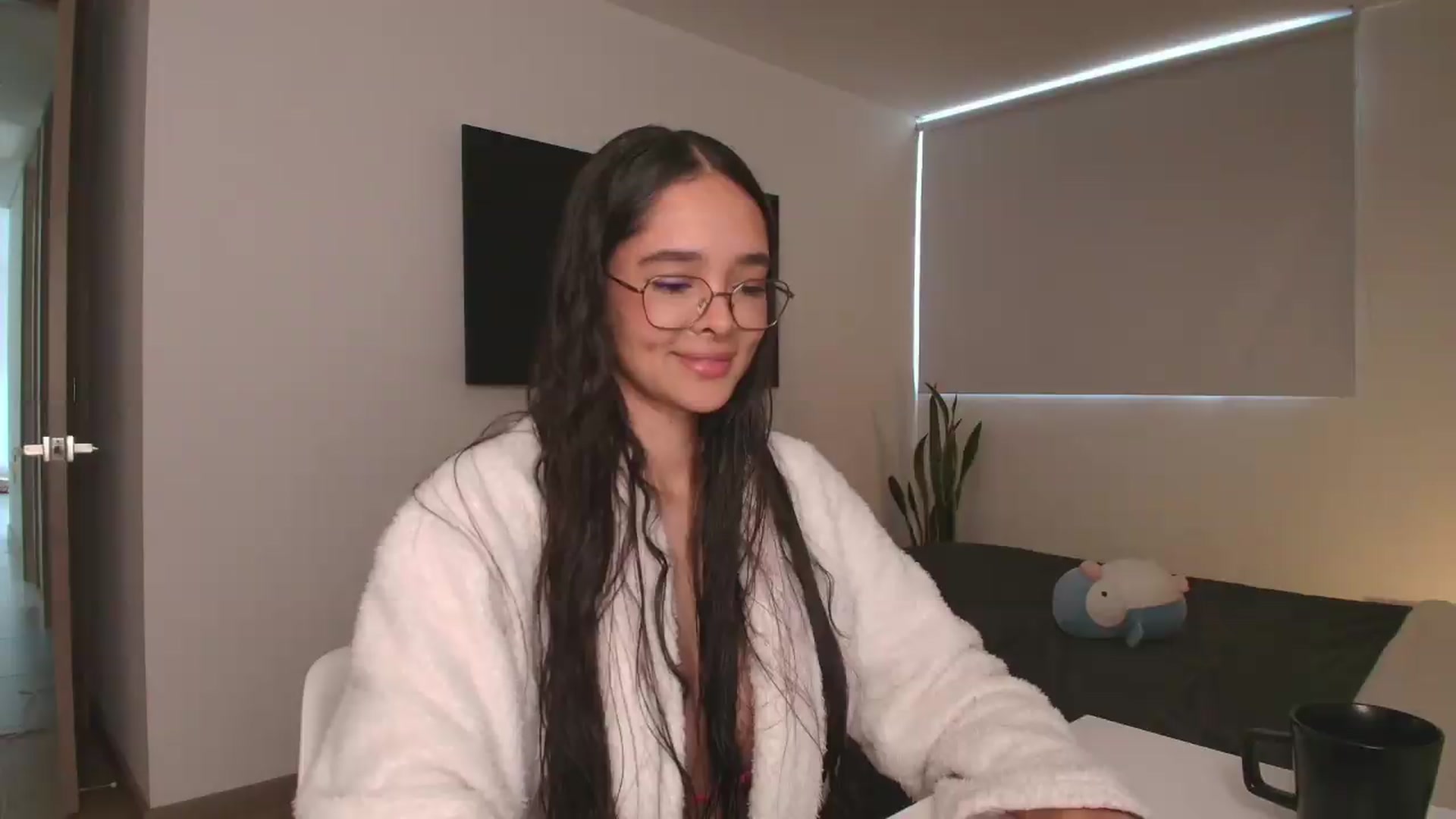 Gallery image thumbnail from YourFavorita's myfreecams stream on, 07/28/2026, 15:47 image 20 of 20