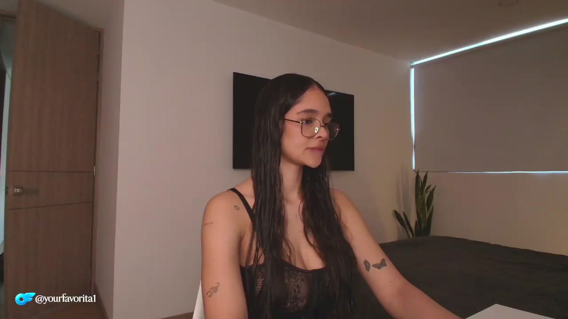 Gallery image thumbnail from YourFavorita's myfreecams stream on, 08/07/2026, 14:42 image 10 of 20