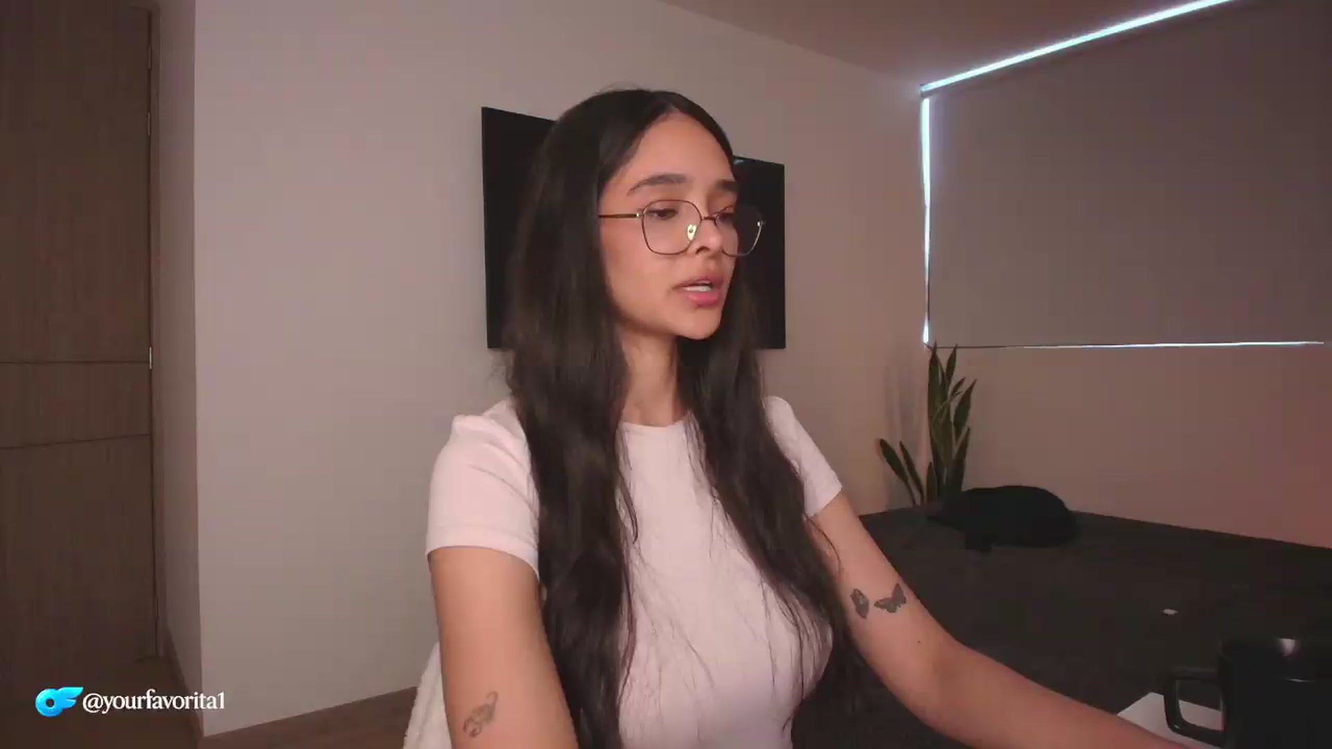 Gallery image thumbnail from YourFavorita's myfreecams stream on, 08/08/2026, 19:55 image 2 of 20