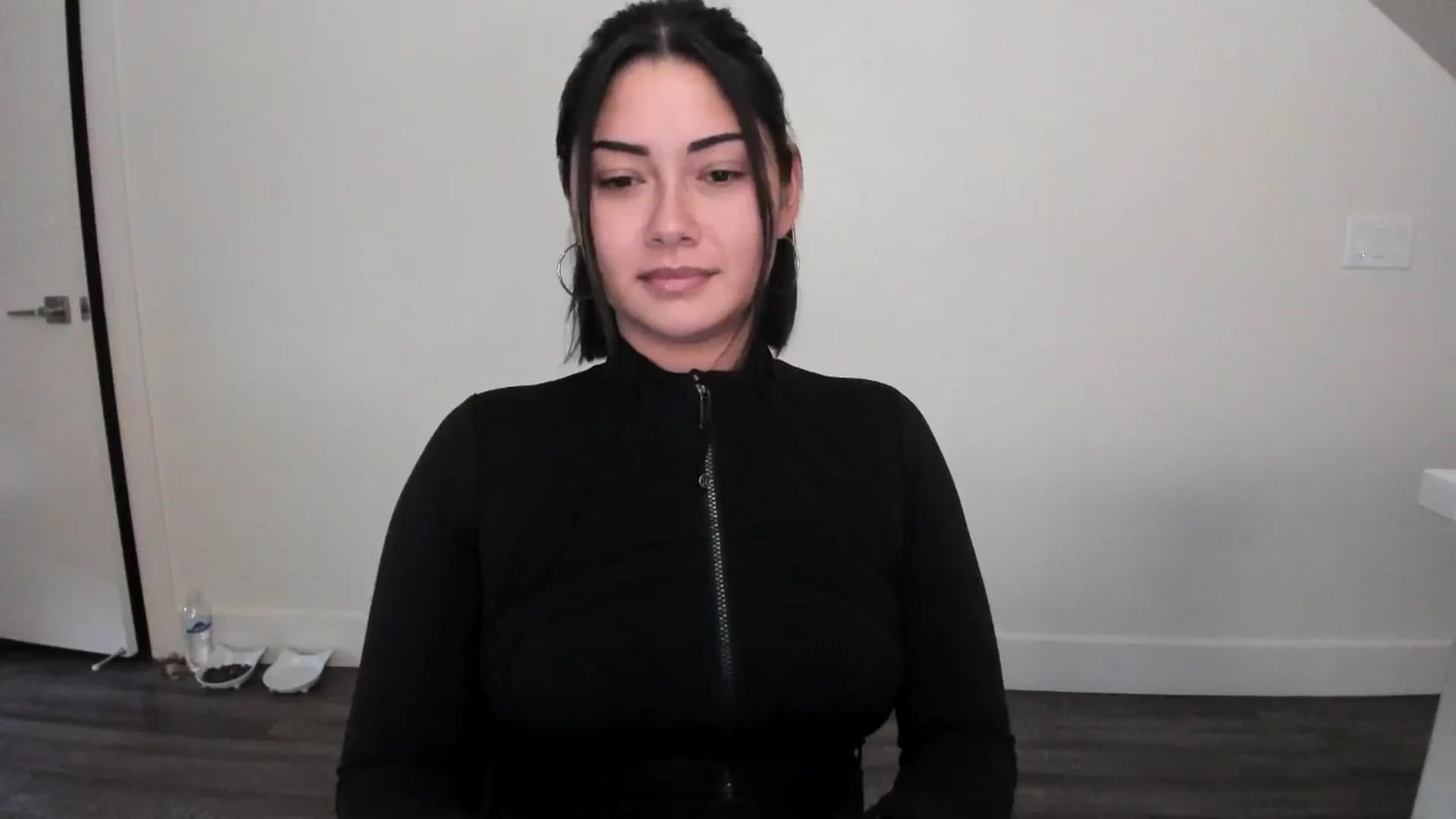 Gallery image thumbnail from YourGoddessLu's myfreecams stream on, 07/02/2025, 02:38 image 19 of 20