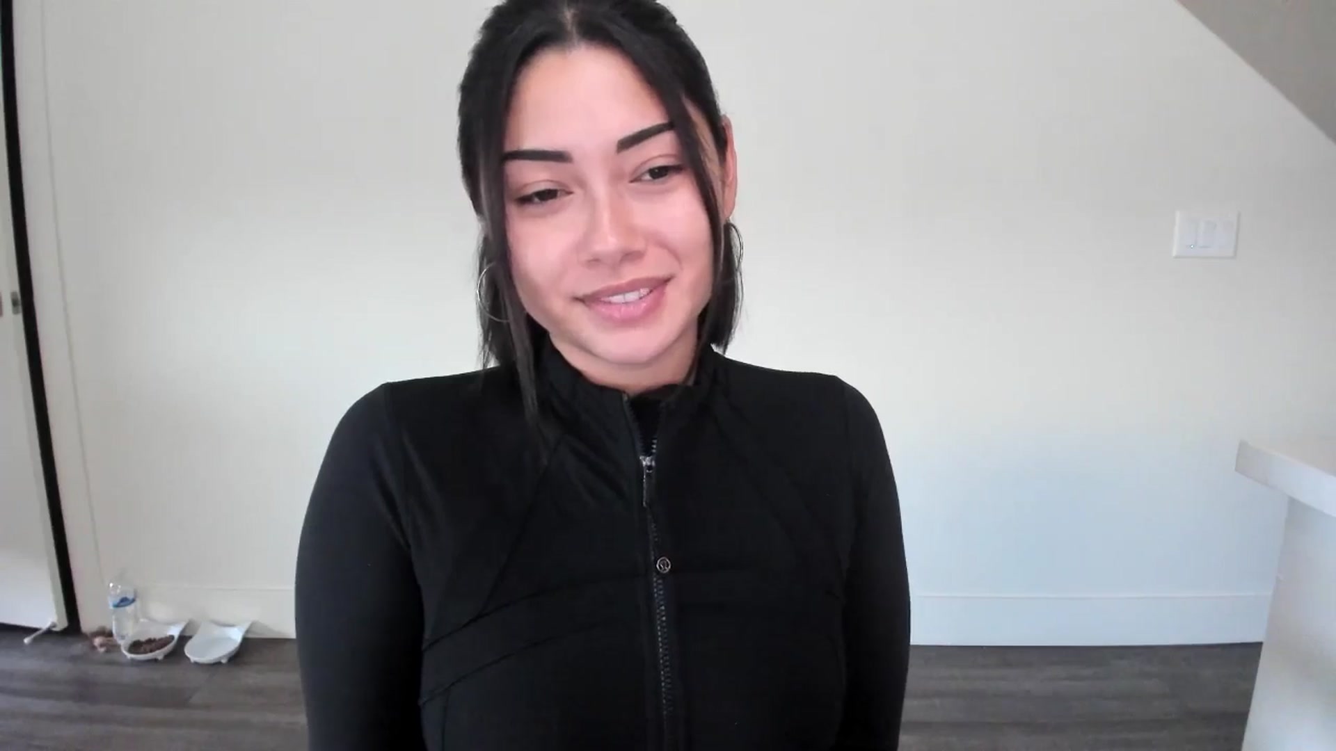 Gallery image thumbnail from YourGoddessLu's myfreecams stream on, 07/02/2025, 02:38 image 3 of 20