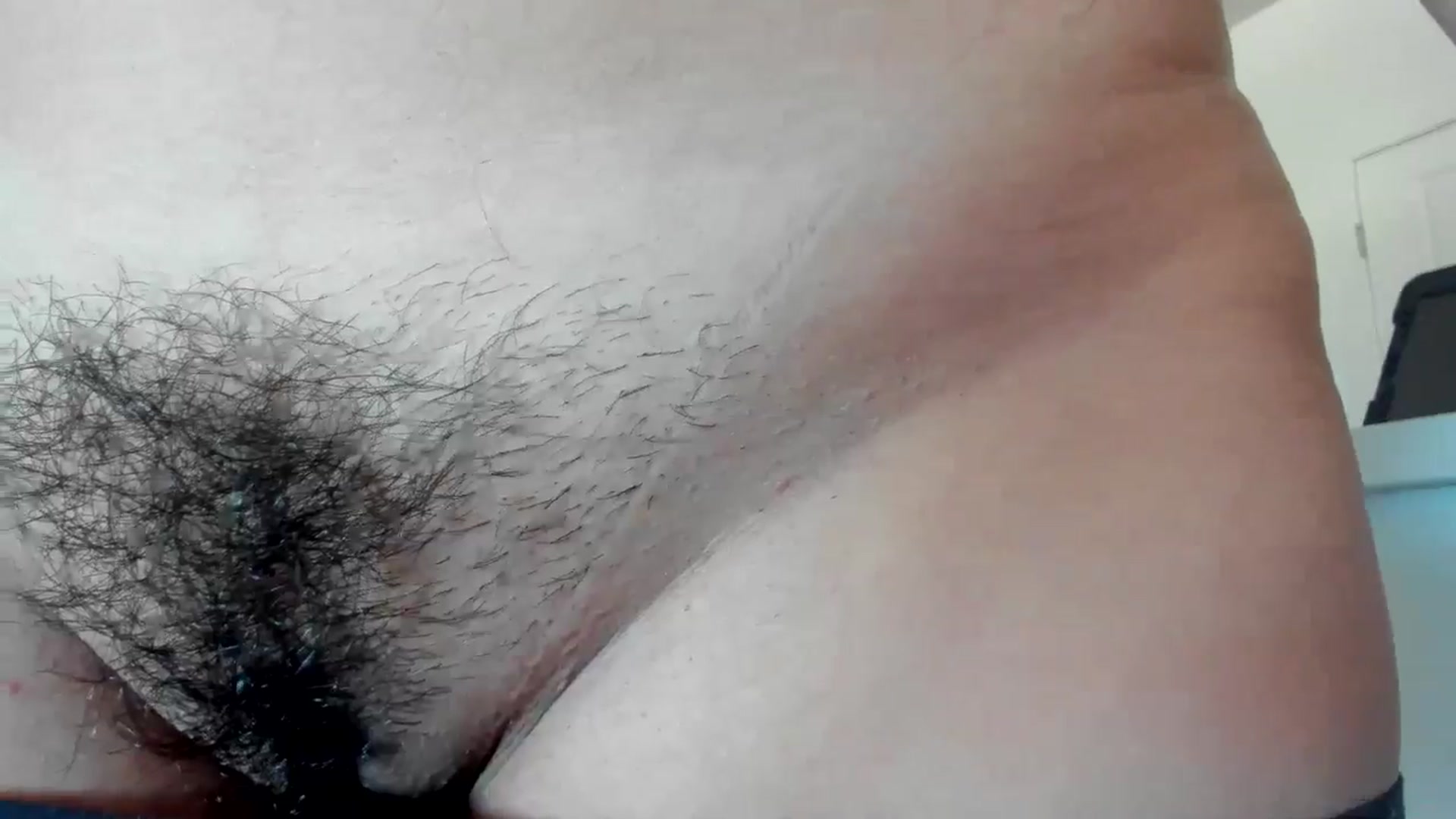 Gallery image thumbnail from YourGoddessLu's myfreecams stream on, 07/07/2025, 20:22 image 9 of 20