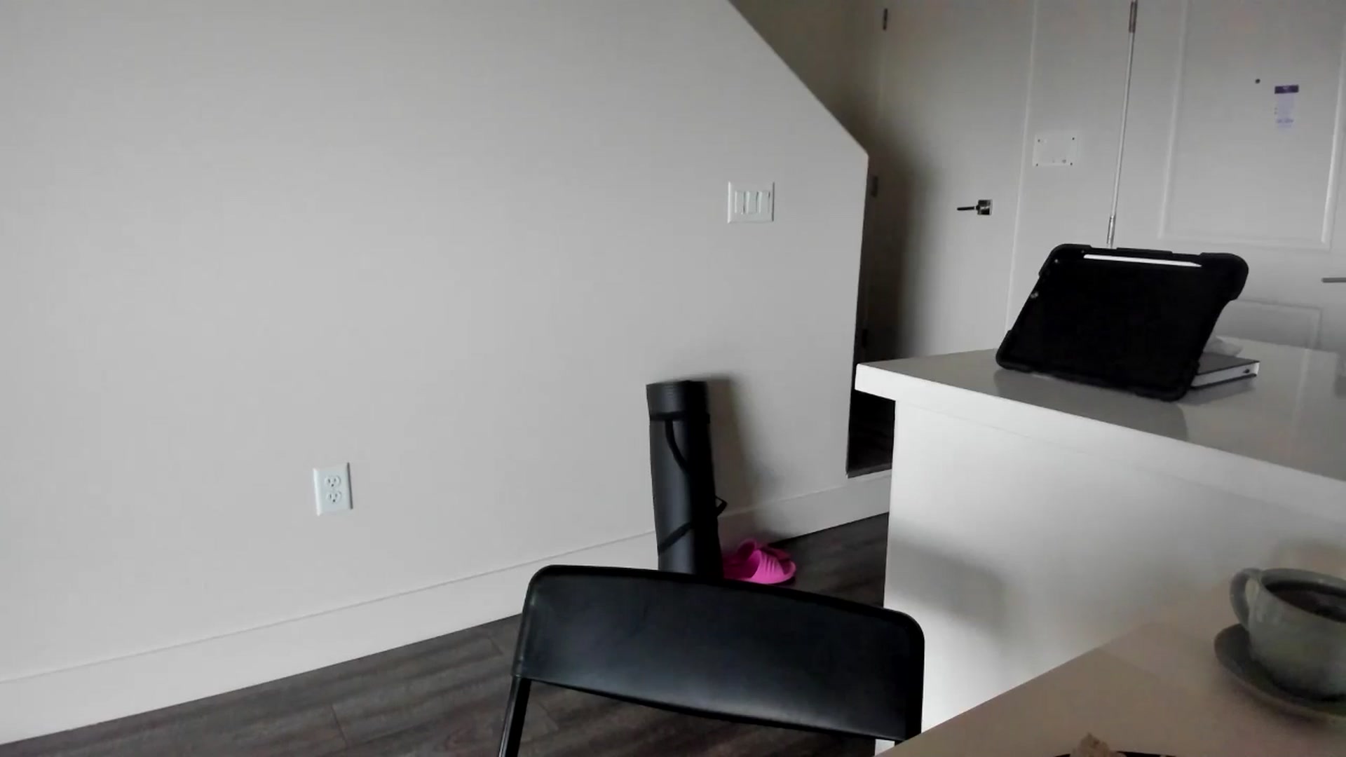 Gallery image thumbnail from YourGoddessLu's myfreecams stream on, 07/08/2025, 21:15 image 18 of 20