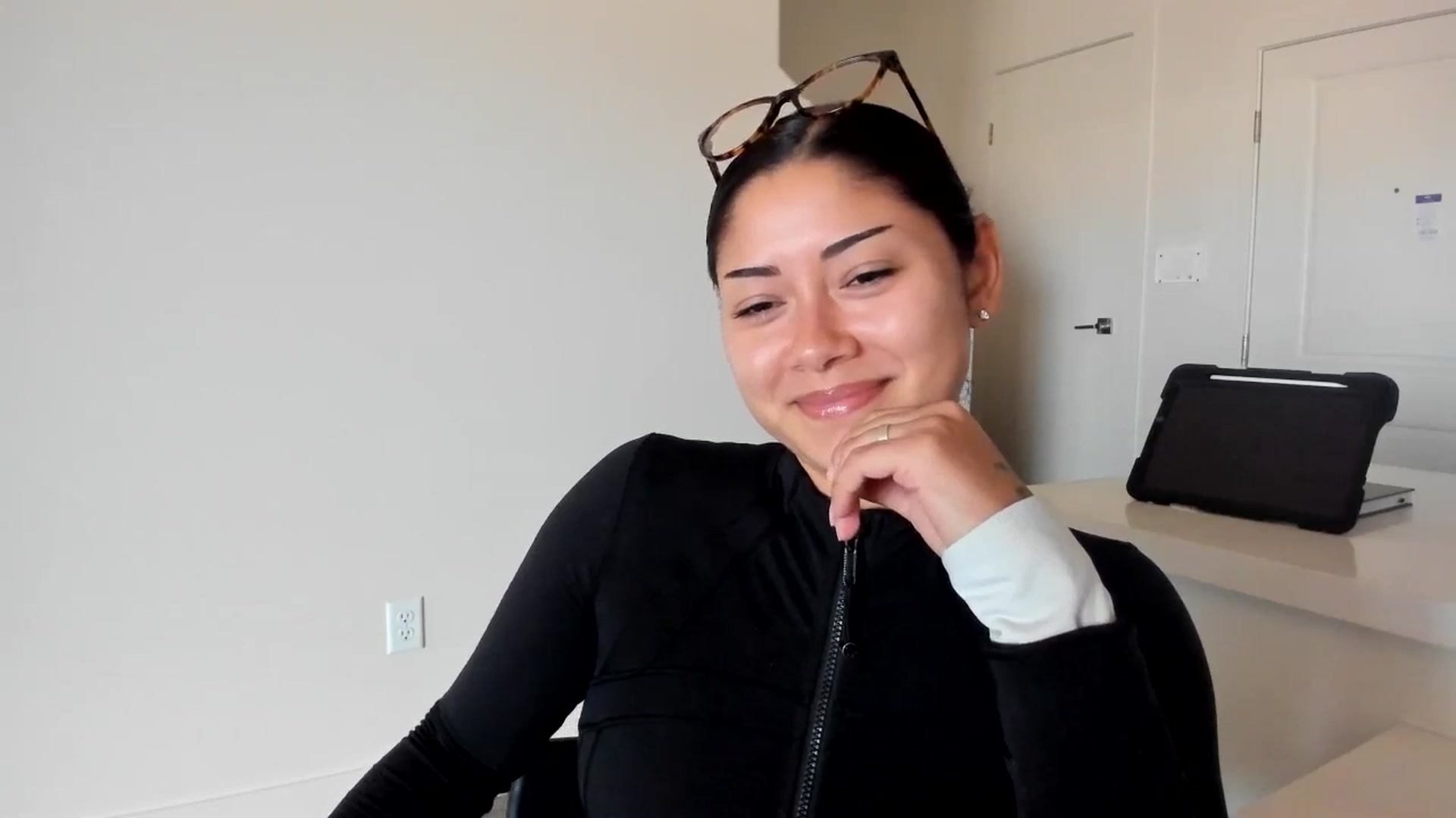 Gallery image thumbnail from YourGoddessLu's myfreecams stream on, 07/08/2025, 22:07 image 12 of 20