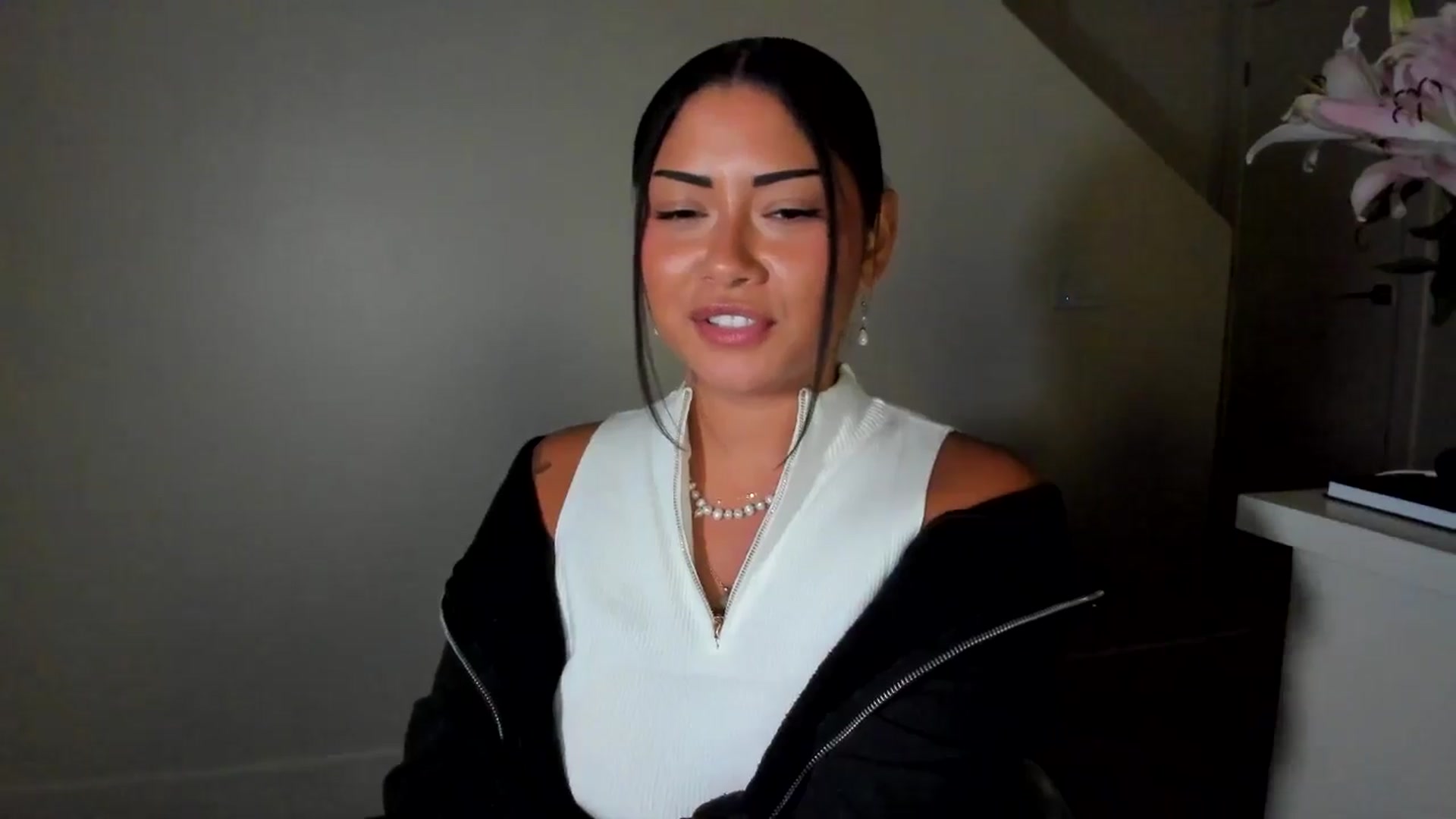 Gallery image thumbnail from YourGoddessLu's myfreecams stream on, 07/15/2025, 06:29 image 10 of 20