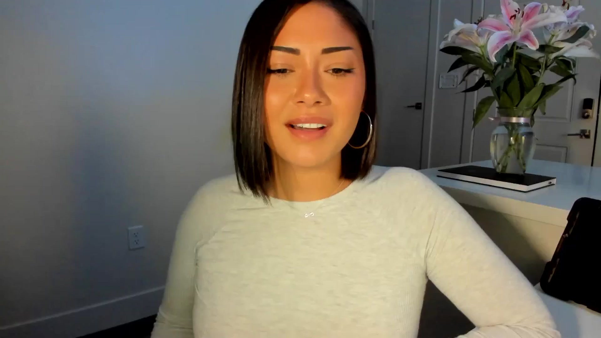Gallery image thumbnail from YourGoddessLu's myfreecams stream on, 07/21/2025, 04:45 image 9 of 20