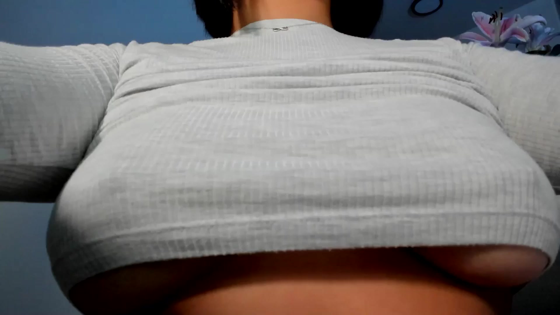 Gallery image thumbnail from YourGoddessLu's myfreecams stream on, 07/21/2025, 04:45 image 13 of 20