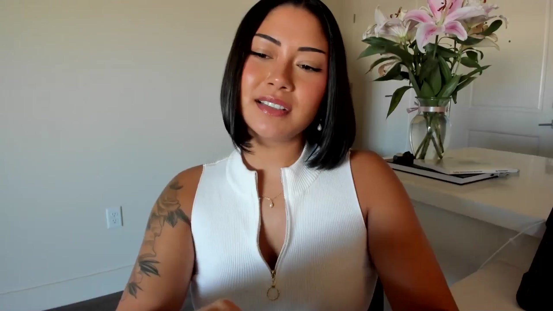 Gallery image thumbnail from YourGoddessLu's myfreecams stream on, 07/22/2025, 24:06 image 13 of 20