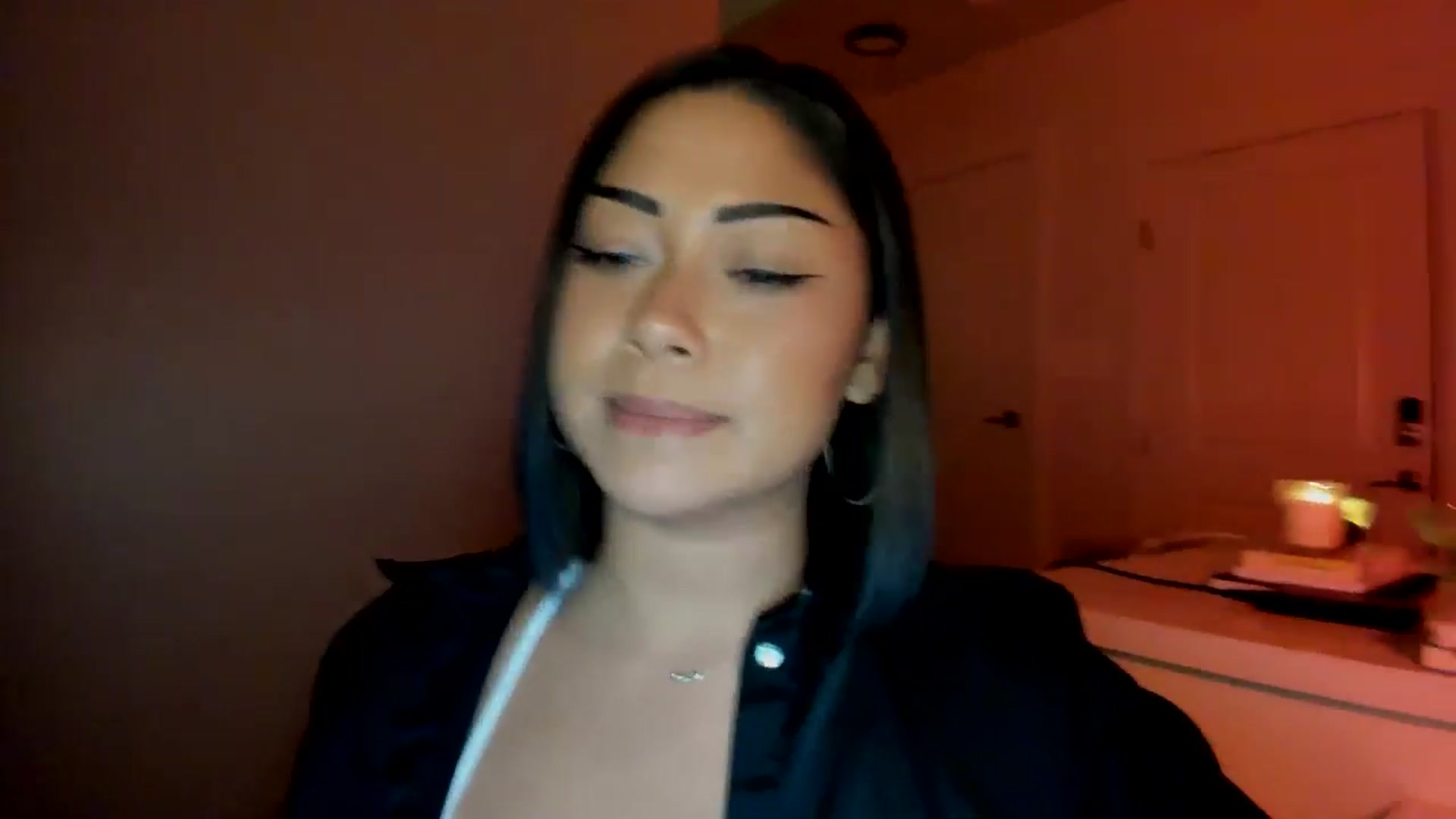Gallery image thumbnail from YourGoddessLu's myfreecams stream on, 07/28/2025, 03:47 image 16 of 20