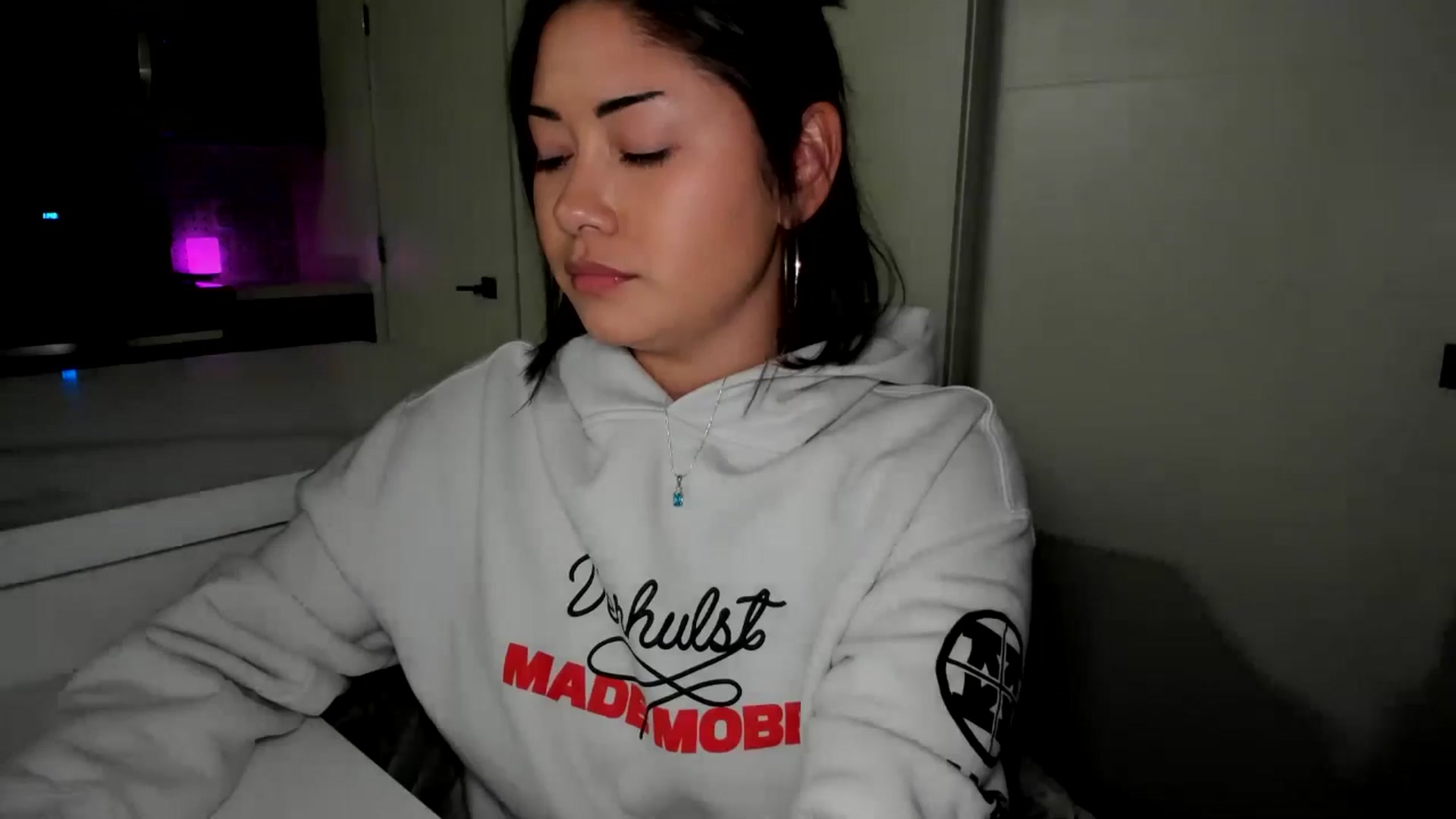 Gallery image thumbnail from YourGoddessLu's myfreecams stream on, 08/16/2025, 07:01 image 12 of 20