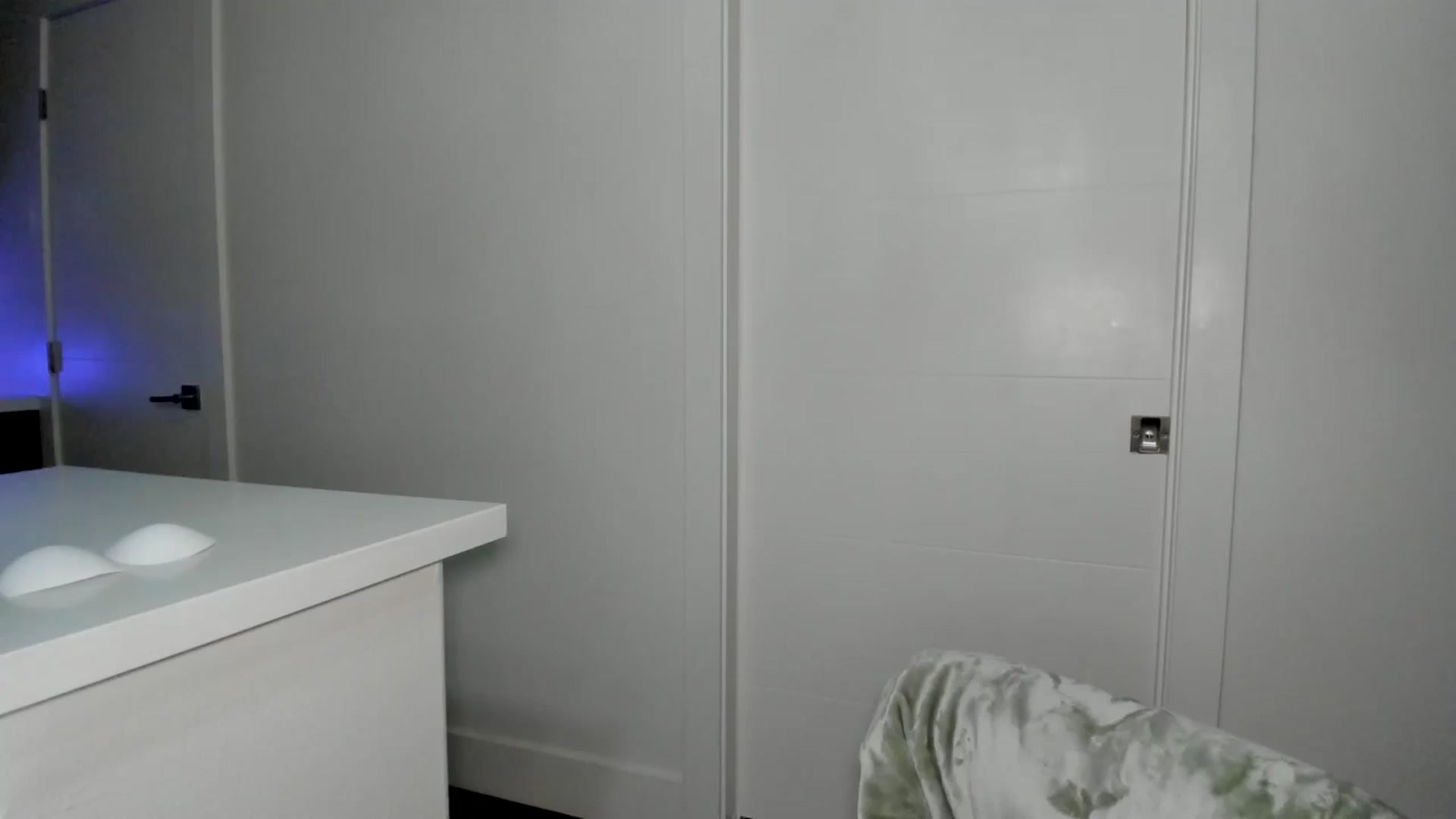 Gallery image thumbnail from YourGoddessLu's myfreecams stream on, 08/20/2025, 03:26 image 20 of 20