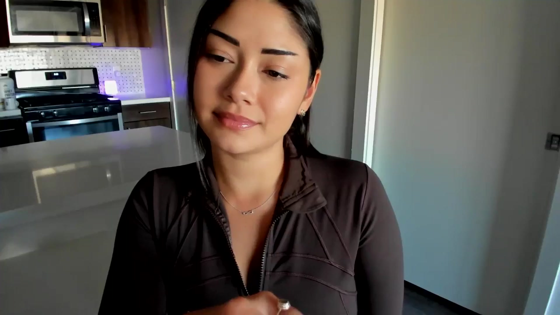 Gallery image thumbnail from YourGoddessLu's myfreecams stream on, 08/21/2025, 01:45 image 16 of 20