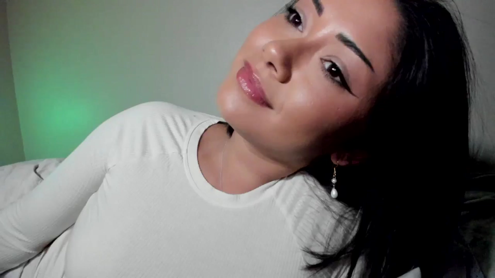 Gallery image thumbnail from YourGoddessLu's myfreecams stream on, 08/22/2025, 06:12 image 8 of 20