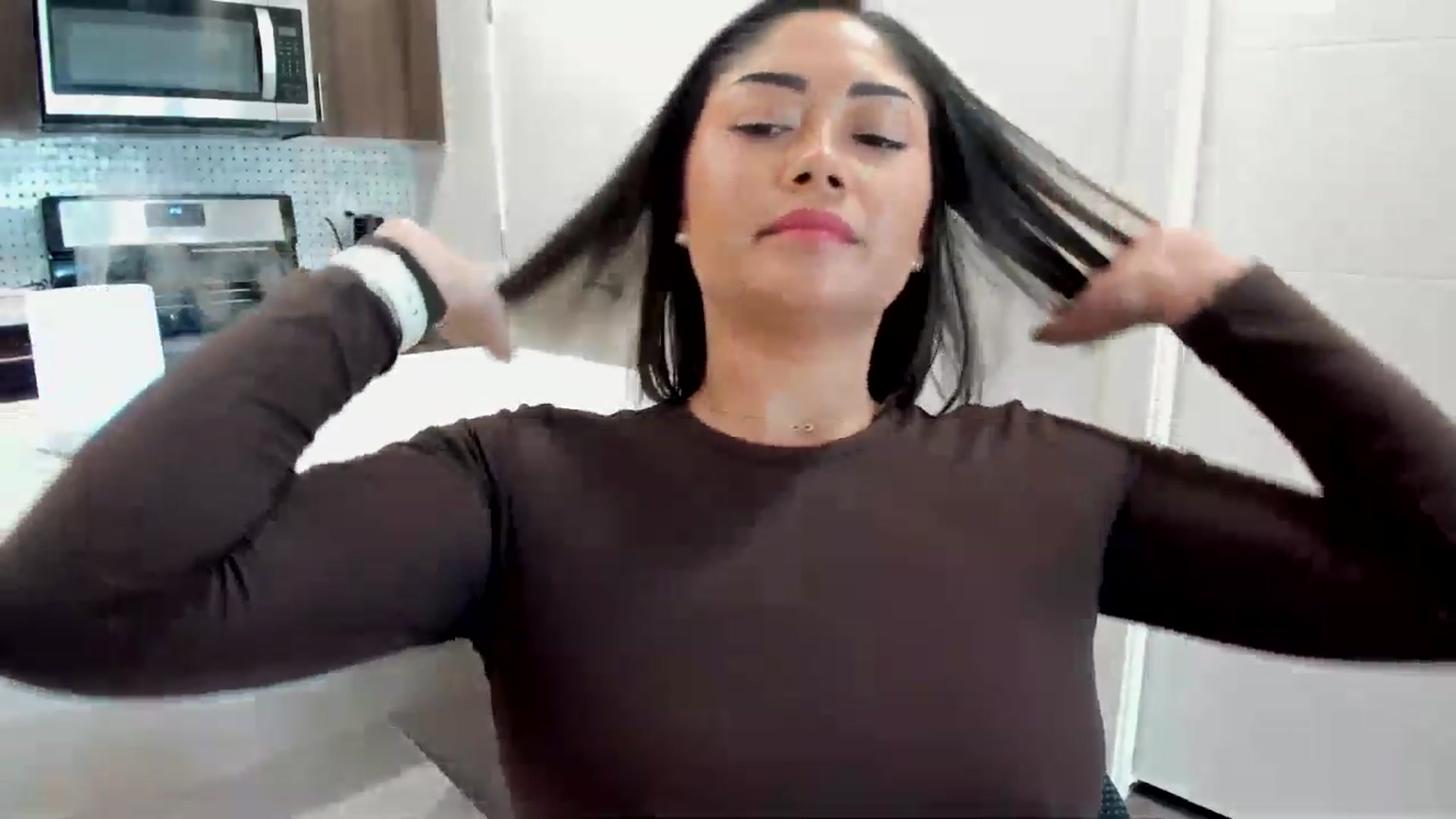 Gallery image thumbnail from YourGoddessLu's myfreecams stream on, 08/26/2025, 22:05 image 18 of 20