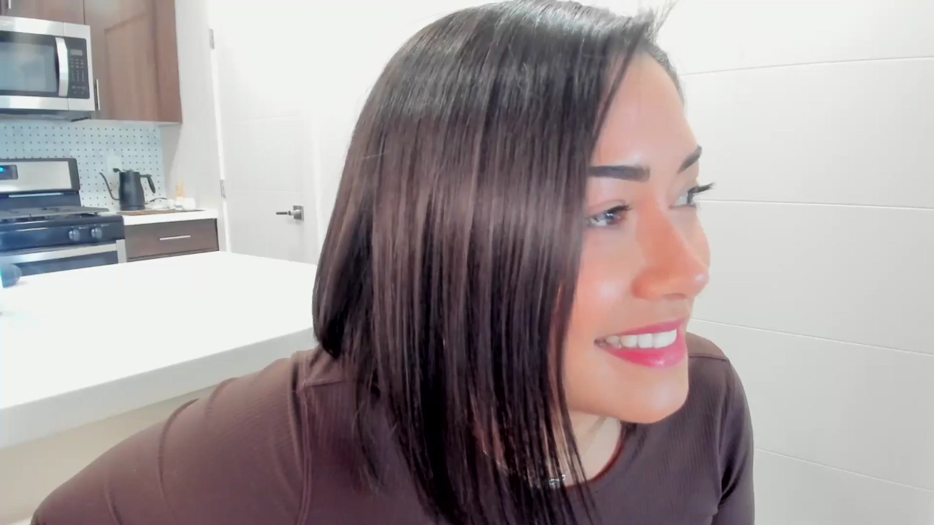 Gallery image thumbnail from YourGoddessLu's myfreecams stream on, 08/26/2025, 22:05 image 16 of 20