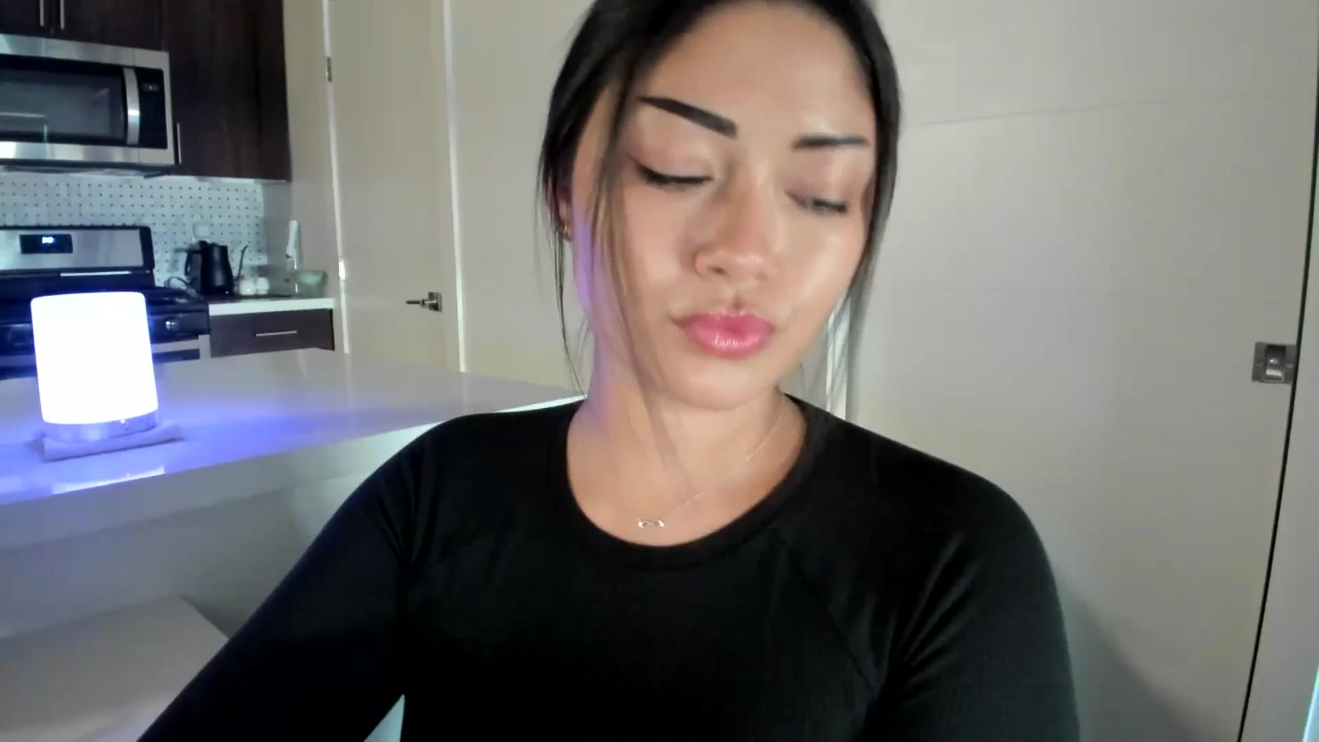 Gallery image thumbnail from YourGoddessLu's myfreecams stream on, 08/29/2025, 23:25 image 1 of 20