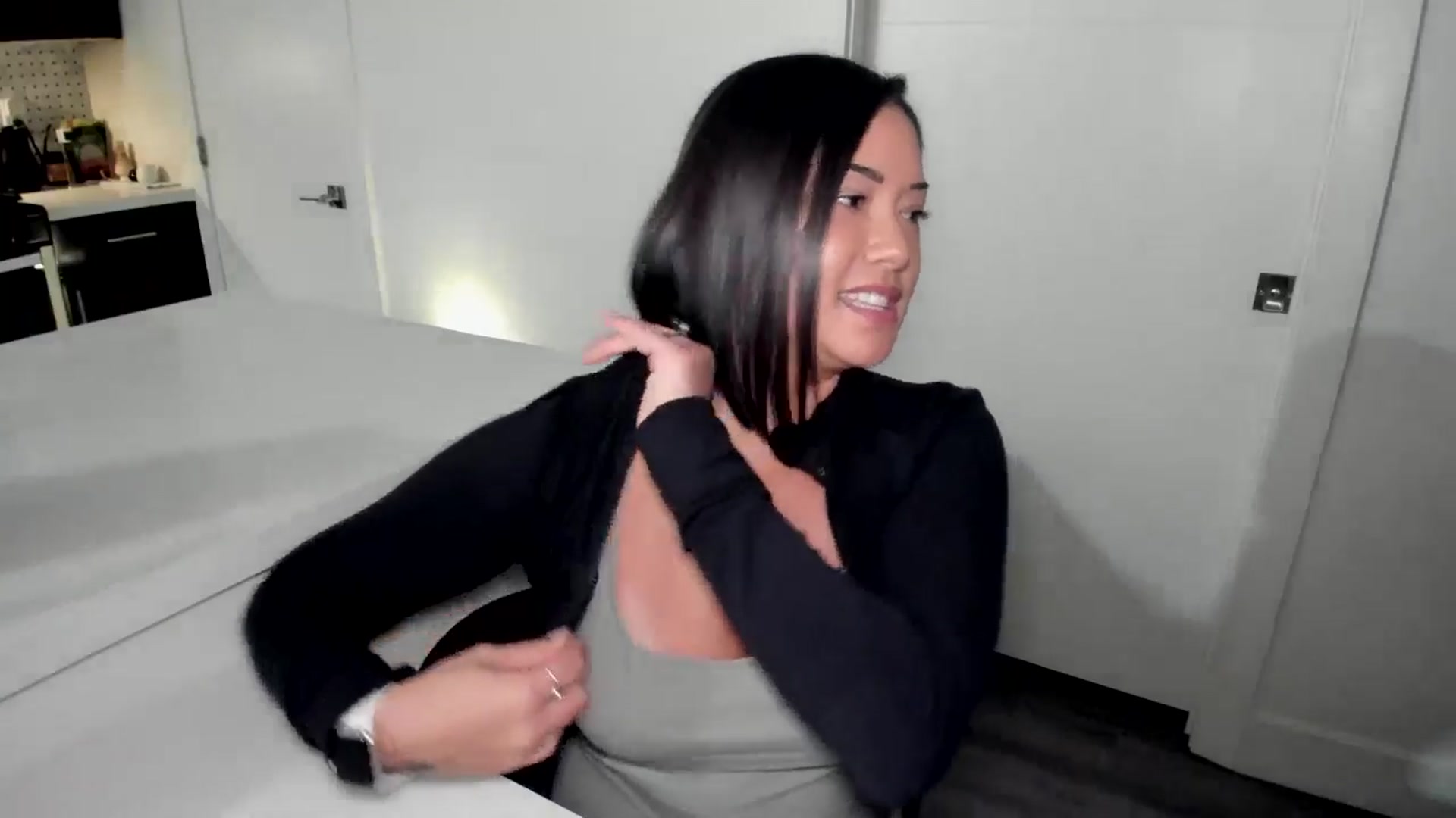 Gallery image thumbnail from YourGoddessLu's myfreecams stream on, 09/04/2025, 03:12 image 8 of 20