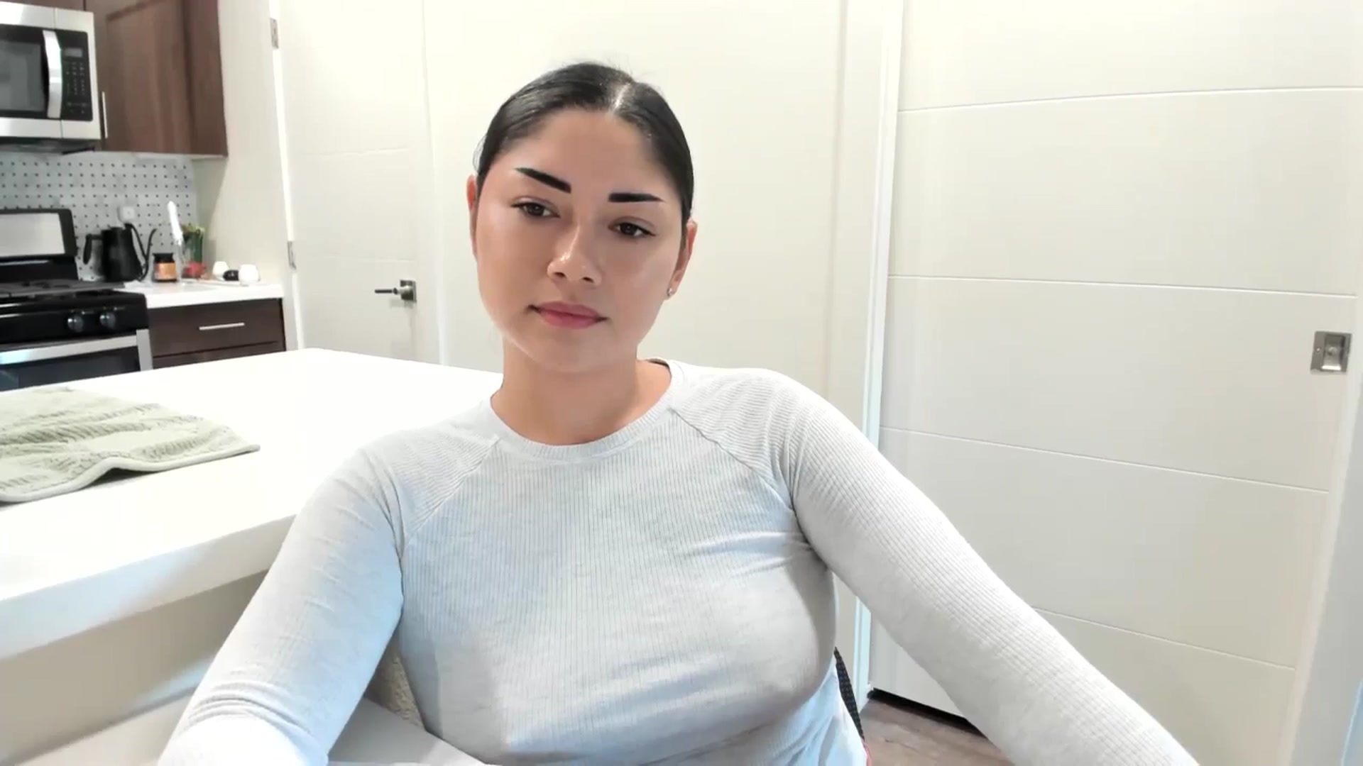 Gallery image thumbnail from YourGoddessLu's myfreecams stream on, 09/05/2025, 22:32 image 9 of 20