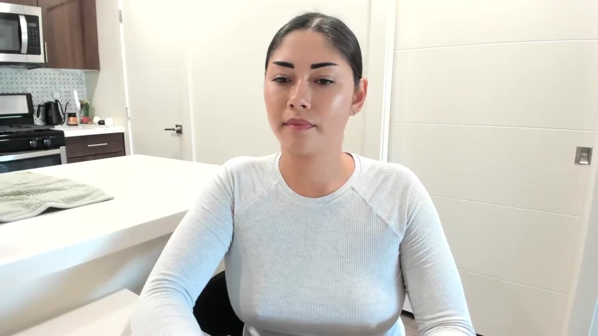 Gallery image thumbnail from YourGoddessLu's myfreecams stream on, 09/05/2025, 22:32 image 13 of 20