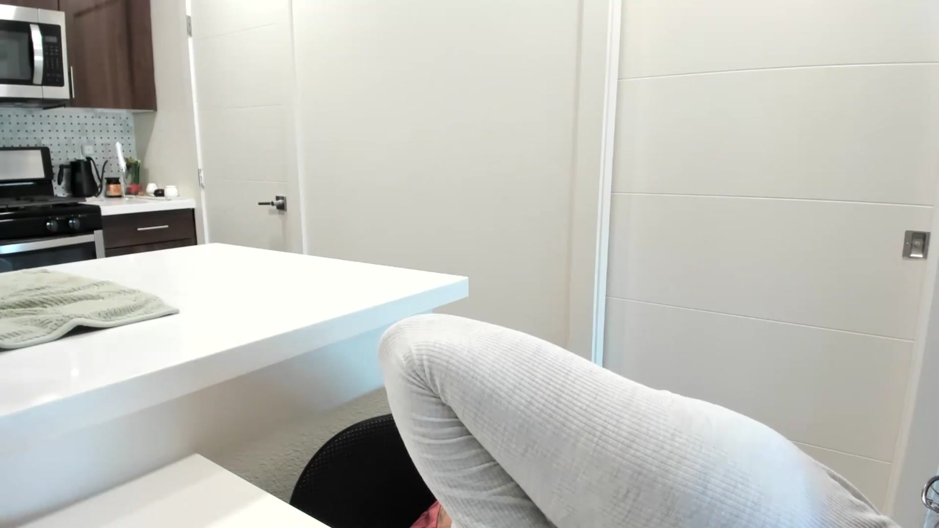 Gallery image thumbnail from YourGoddessLu's myfreecams stream on, 09/05/2025, 22:32 image 12 of 20