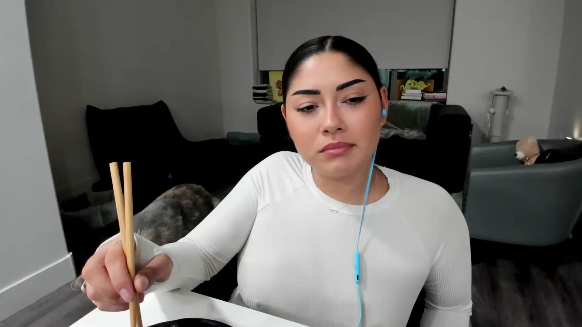 Gallery image thumbnail from YourGoddessLu's myfreecams stream on, 10/21/2025, 03:35 image 1 of 20