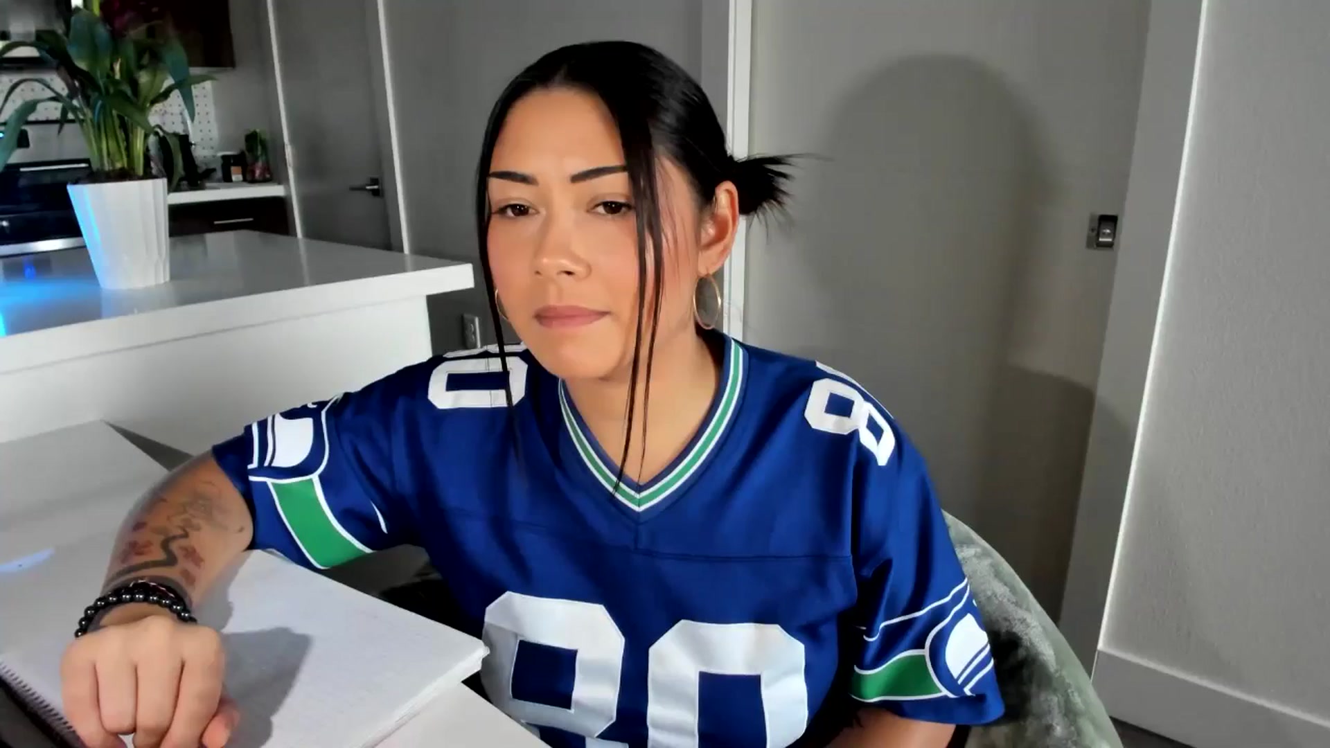 Gallery image thumbnail from YourGoddessLu's myfreecams stream on, 11/03/2025, 03:24 image 1 of 20