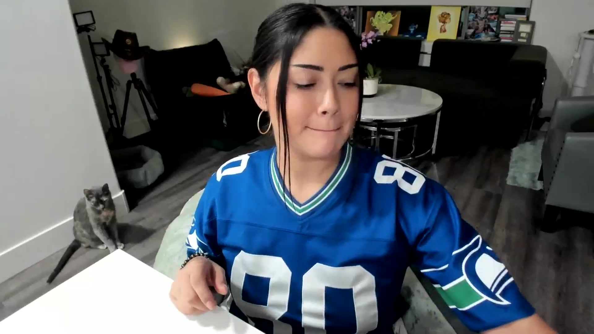 Gallery image thumbnail from YourGoddessLu's myfreecams stream on, 11/03/2025, 04:06 image 10 of 20
