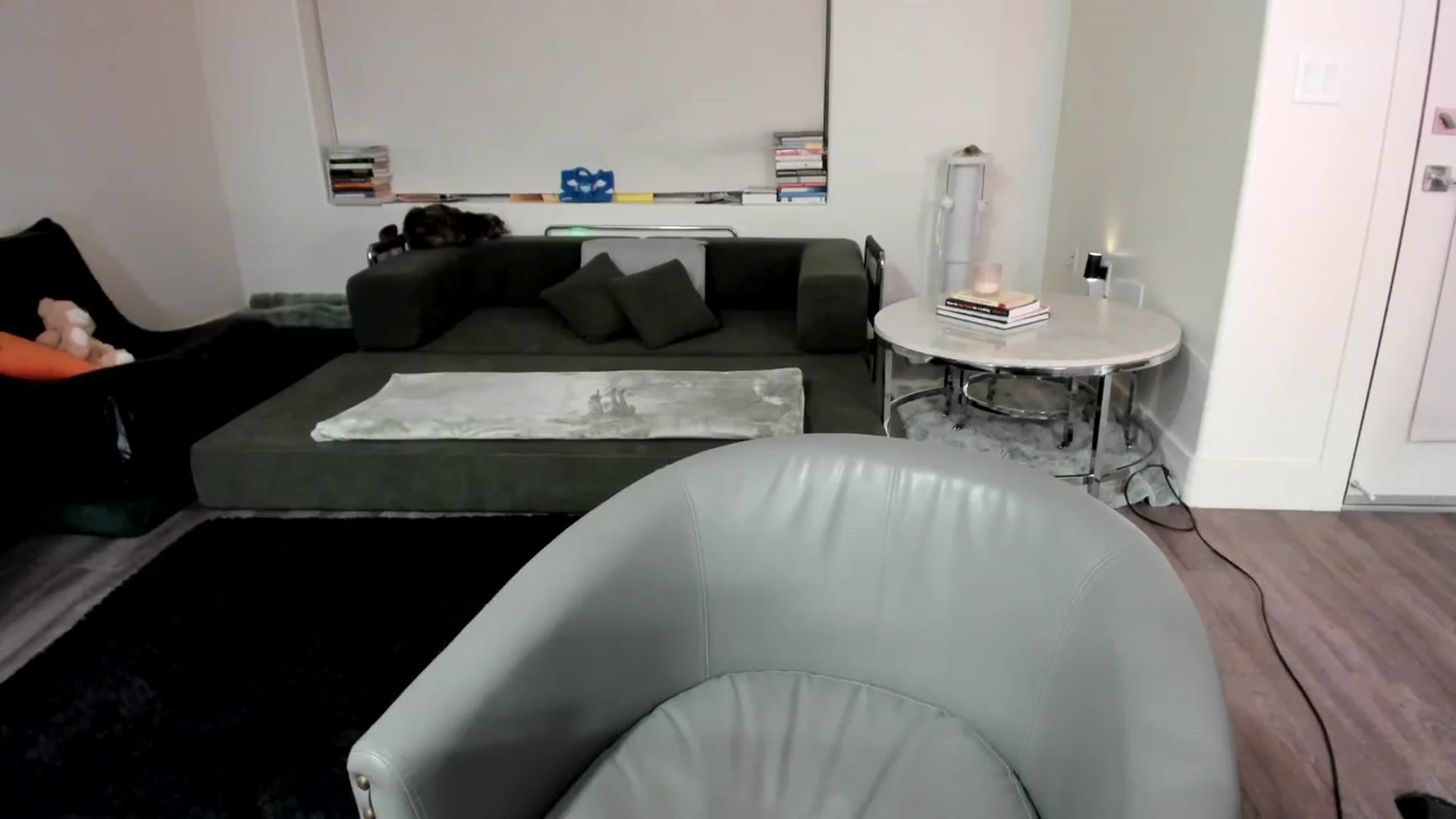 Gallery image thumbnail from YourGoddessLu's myfreecams stream on, 11/06/2025, 05:07 image 15 of 20