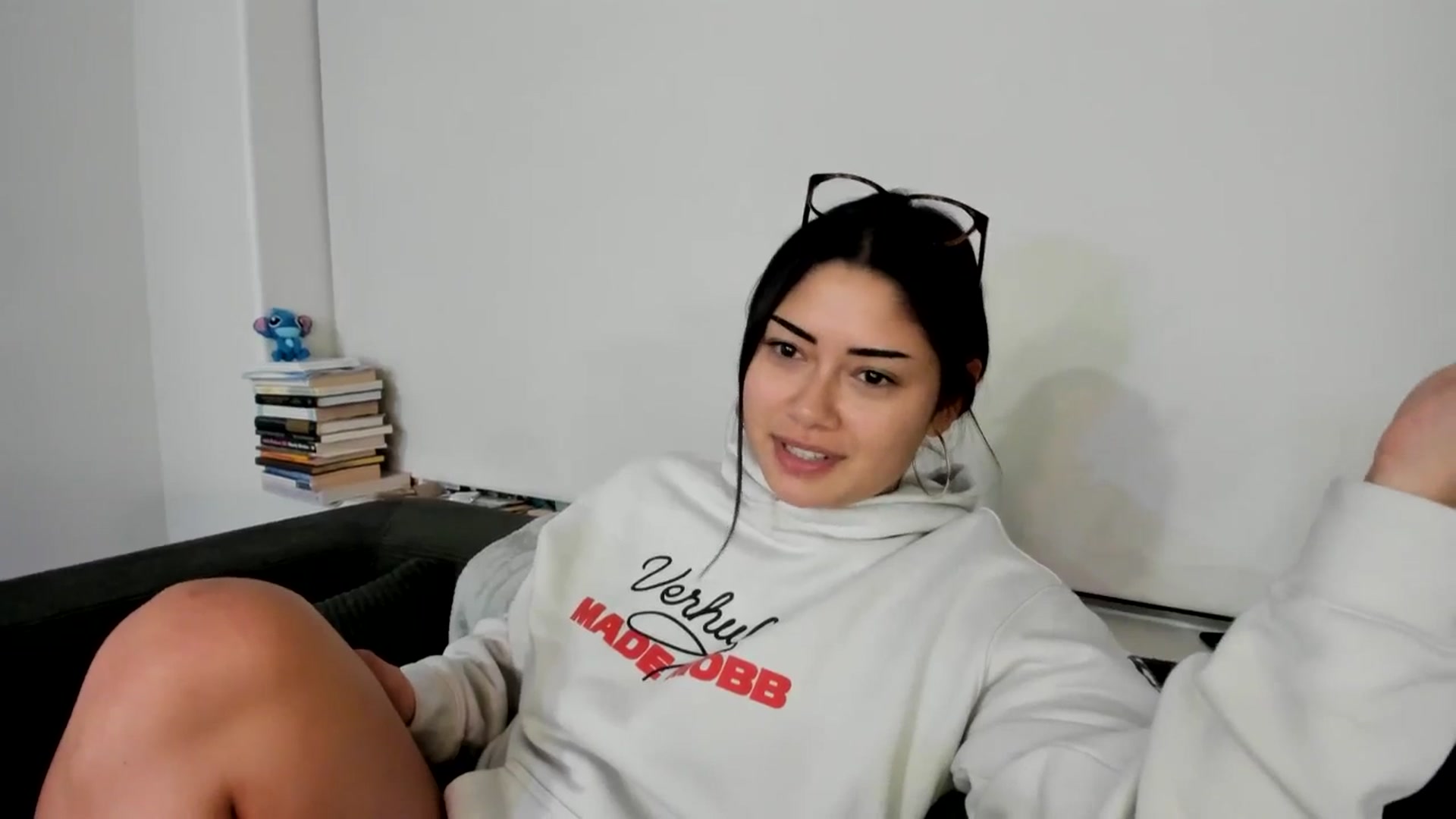 Gallery image thumbnail from YourGoddessLu's myfreecams stream on, 11/08/2025, 10:39 image 2 of 20