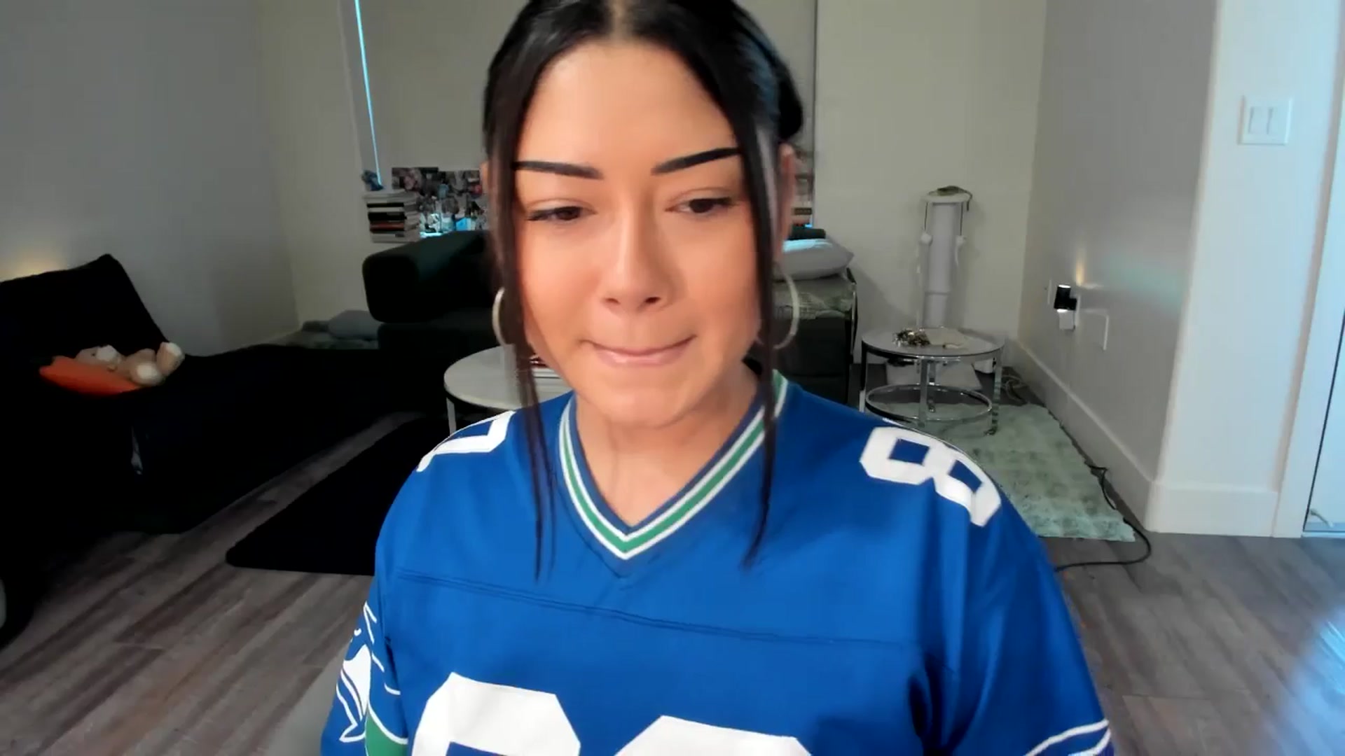 Gallery image thumbnail from YourGoddessLu's myfreecams stream on, 11/10/2025, 01:02 image 7 of 20