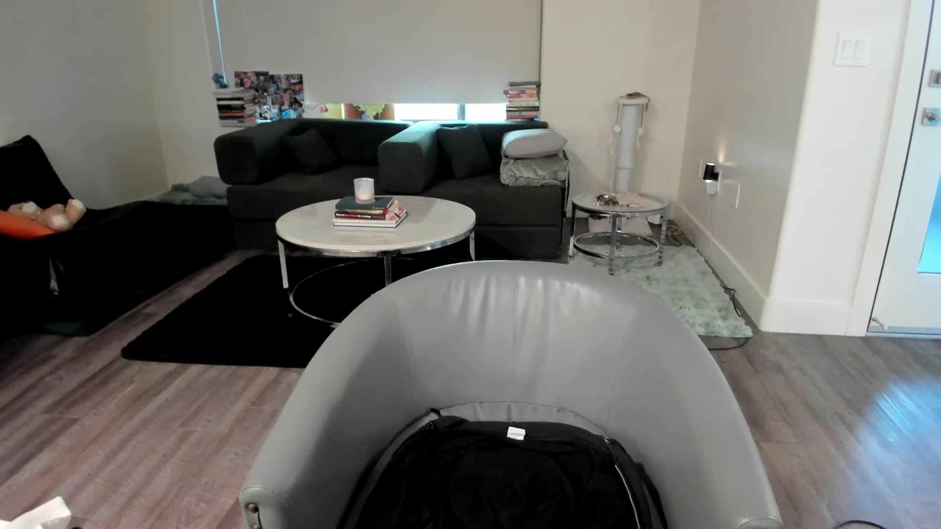 Gallery image thumbnail from YourGoddessLu's myfreecams stream on, 11/10/2025, 01:02 image 13 of 20