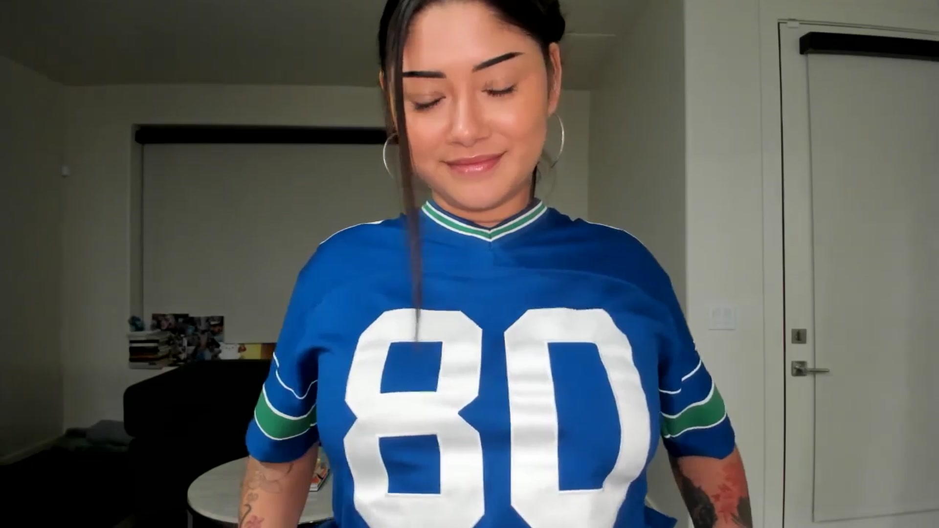 Gallery image thumbnail from YourGoddessLu's myfreecams stream on, 11/10/2025, 01:02 image 20 of 20
