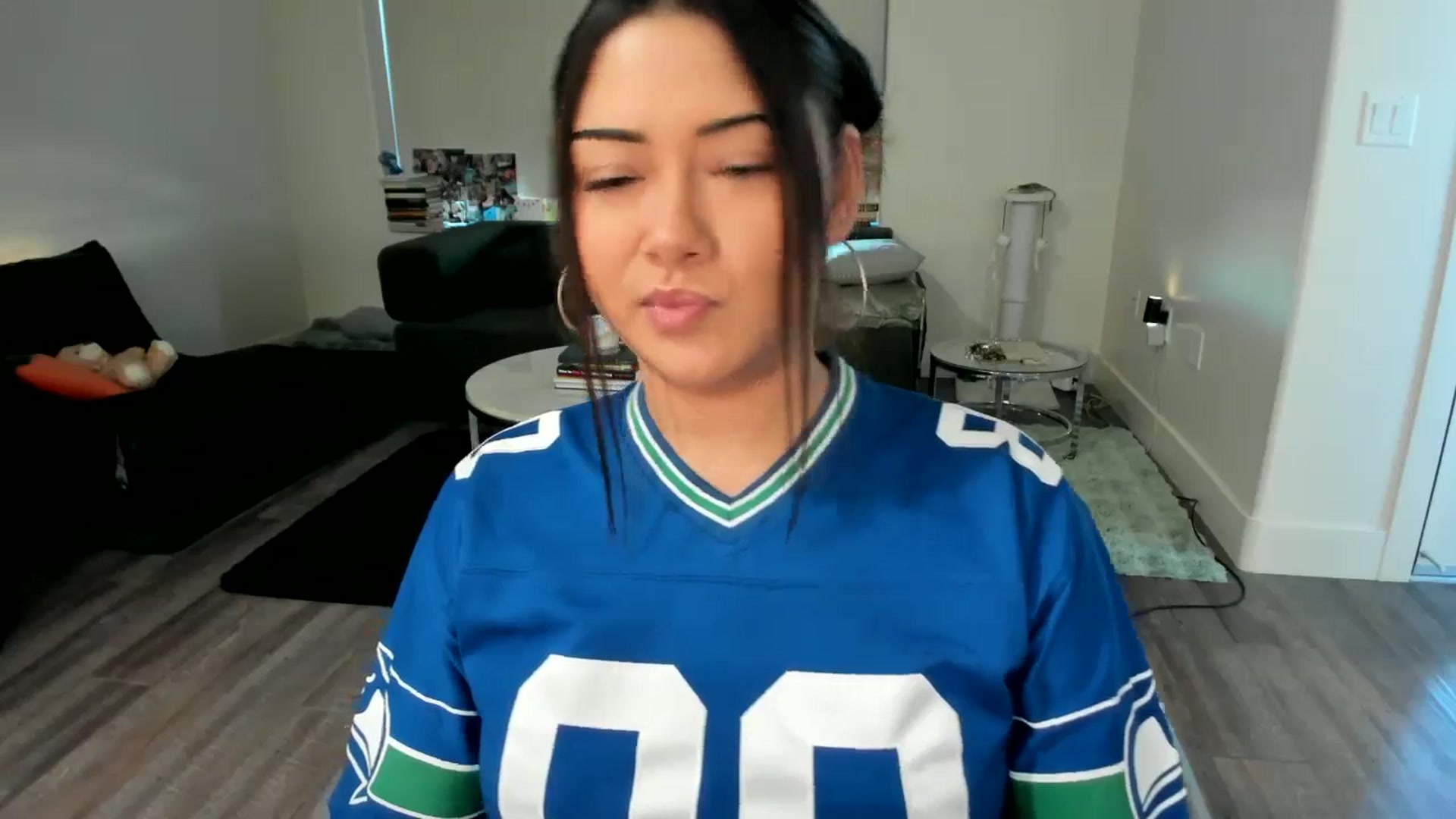Gallery image thumbnail from YourGoddessLu's myfreecams stream on, 11/10/2025, 01:02 image 2 of 20