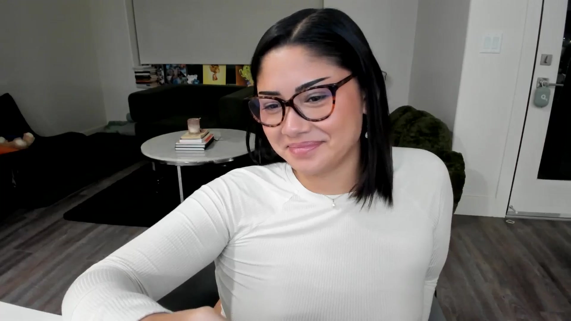 Gallery image thumbnail from YourGoddessLu's myfreecams stream on, 11/12/2025, 02:41 image 17 of 20