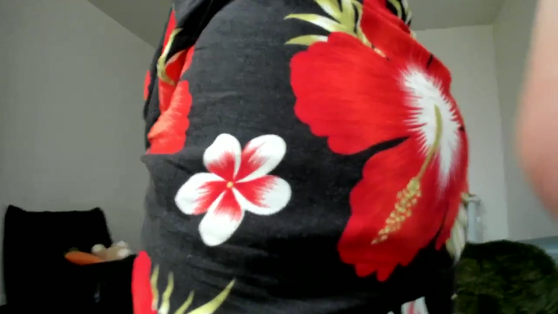 Gallery image thumbnail from YourGoddessLu's myfreecams stream on, 11/16/2025, 04:25 image 4 of 20