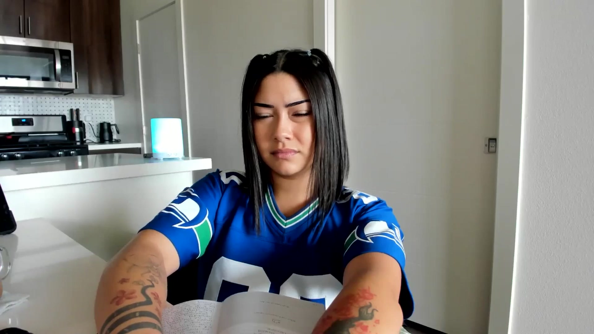 Gallery image thumbnail from YourGoddessLu's myfreecams stream on, 11/16/2025, 21:31 image 7 of 20