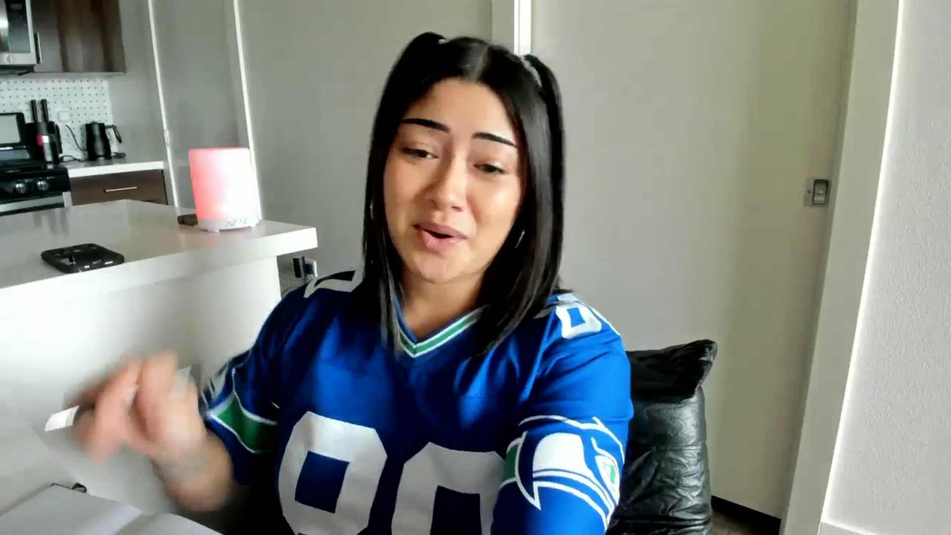 Gallery image thumbnail from YourGoddessLu's myfreecams stream on, 11/16/2025, 21:31 image 18 of 20