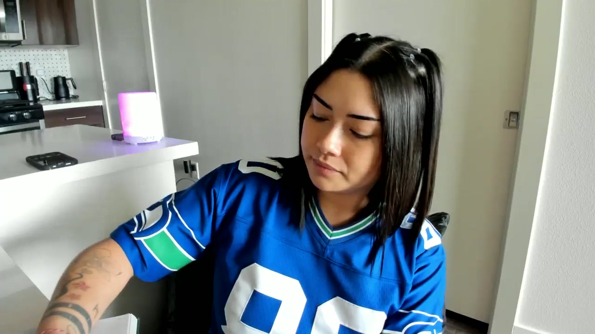 Gallery image thumbnail from YourGoddessLu's myfreecams stream on, 11/16/2025, 21:31 image 19 of 20