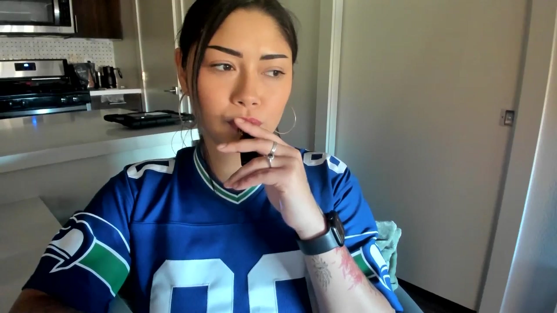 Gallery image thumbnail from YourGoddessLu's myfreecams stream on, 11/23/2025, 22:35 image 15 of 20