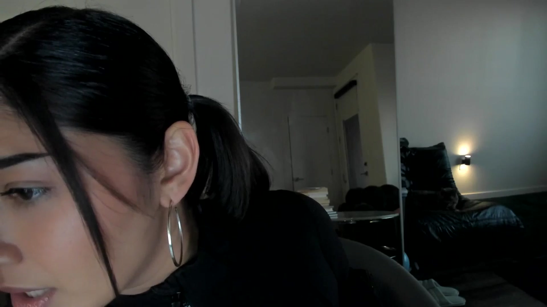 Gallery image thumbnail from YourGoddessLu's myfreecams stream on, 11/26/2025, 01:40 image 8 of 20