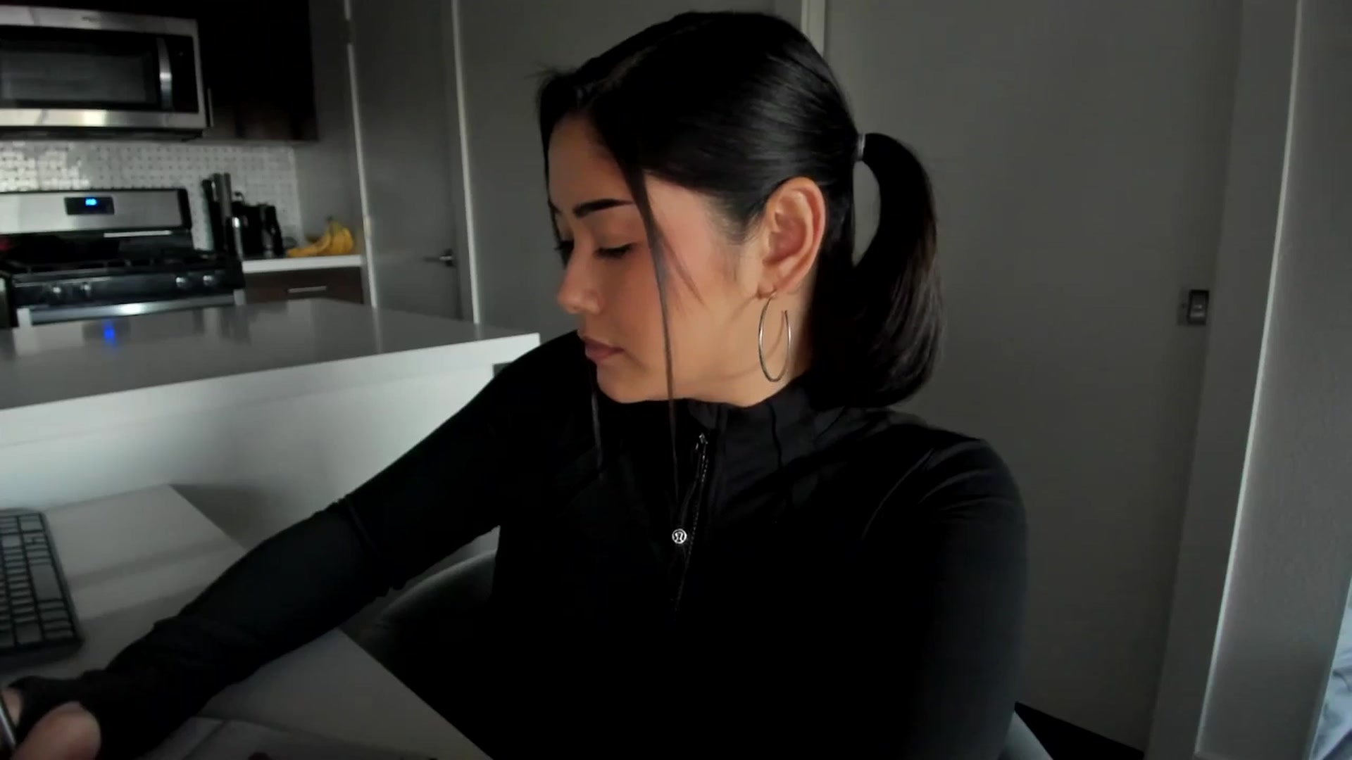 Gallery image thumbnail from YourGoddessLu's myfreecams stream on, 11/26/2025, 01:40 image 3 of 20