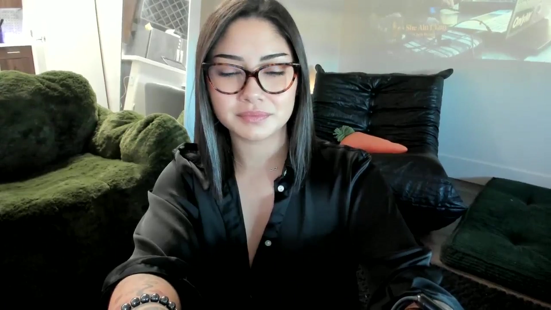 Gallery image thumbnail from YourGoddessLu's myfreecams stream on, 11/26/2025, 23:22 image 16 of 20