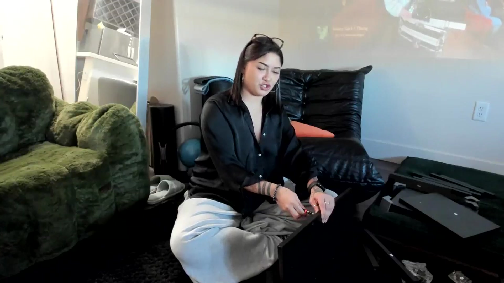 Gallery image thumbnail from YourGoddessLu's myfreecams stream on, 11/26/2025, 23:22 image 3 of 20