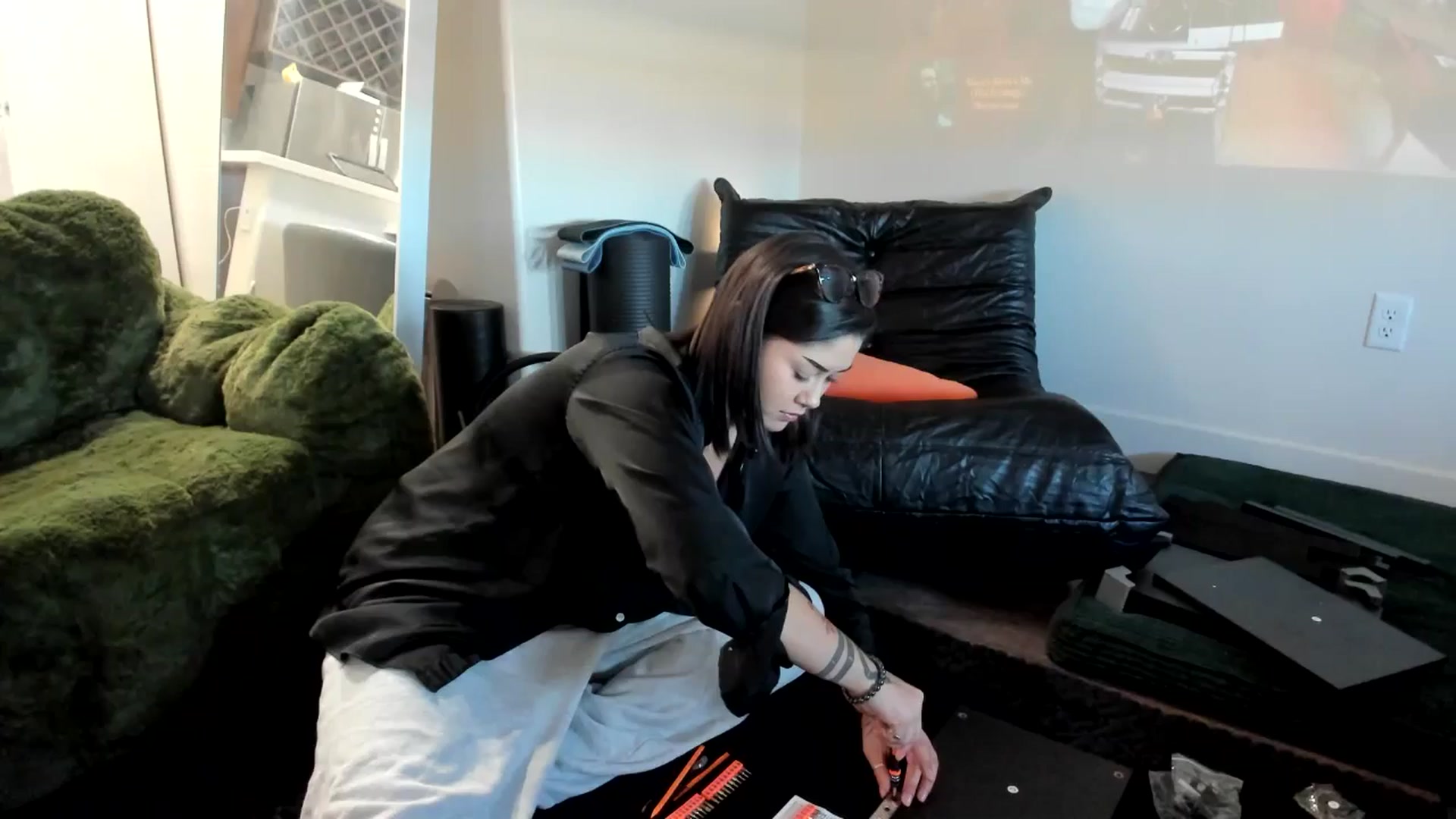 Gallery image thumbnail from YourGoddessLu's myfreecams stream on, 11/26/2025, 23:22 image 1 of 20