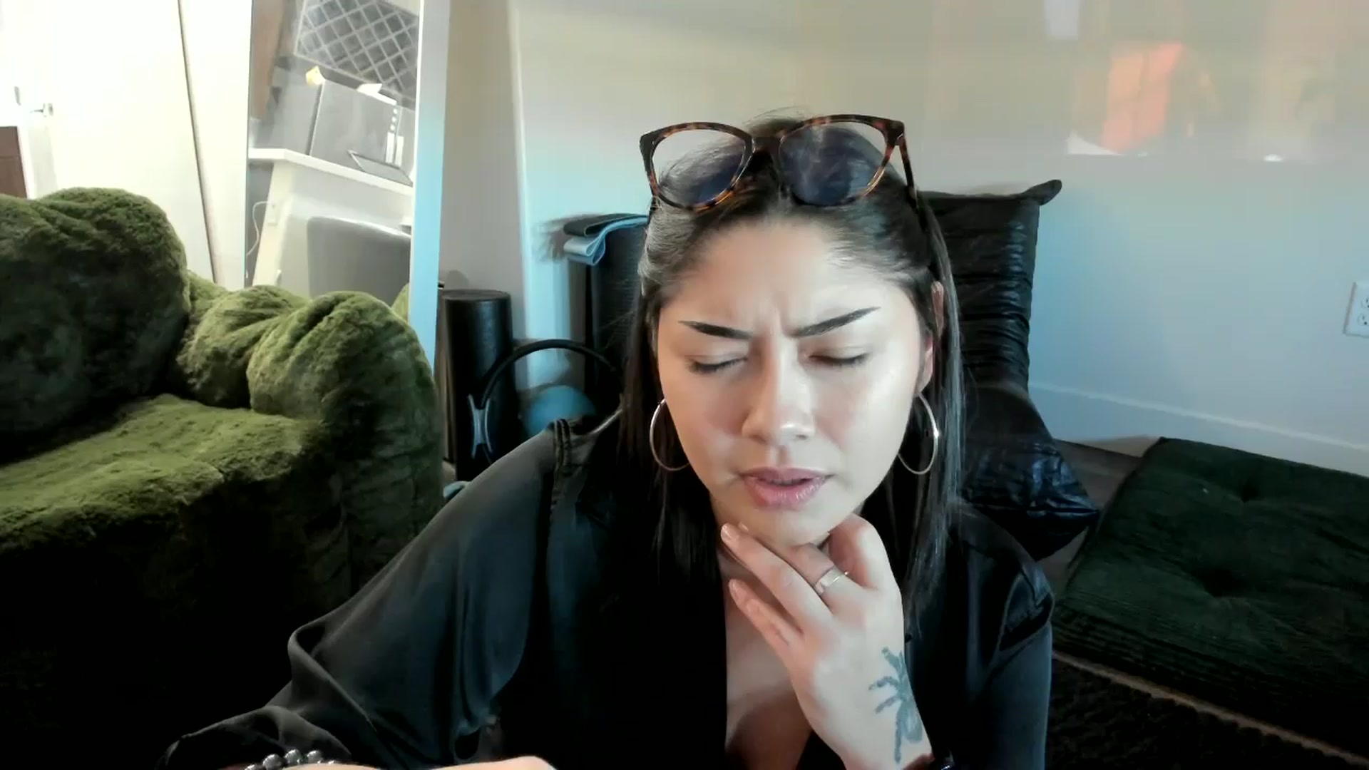 Gallery image thumbnail from YourGoddessLu's myfreecams stream on, 11/26/2025, 23:22 image 19 of 20