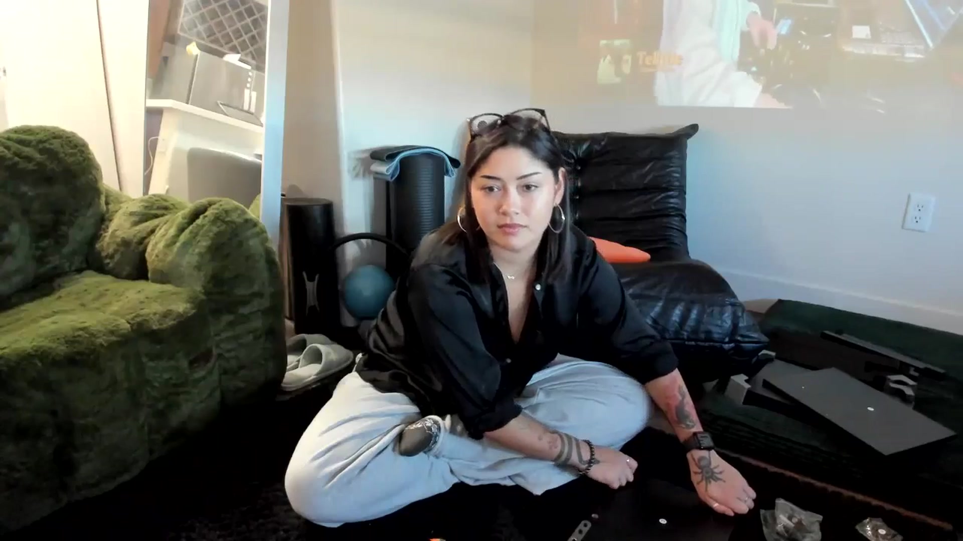 Gallery image thumbnail from YourGoddessLu's myfreecams stream on, 11/26/2025, 23:22 image 2 of 20