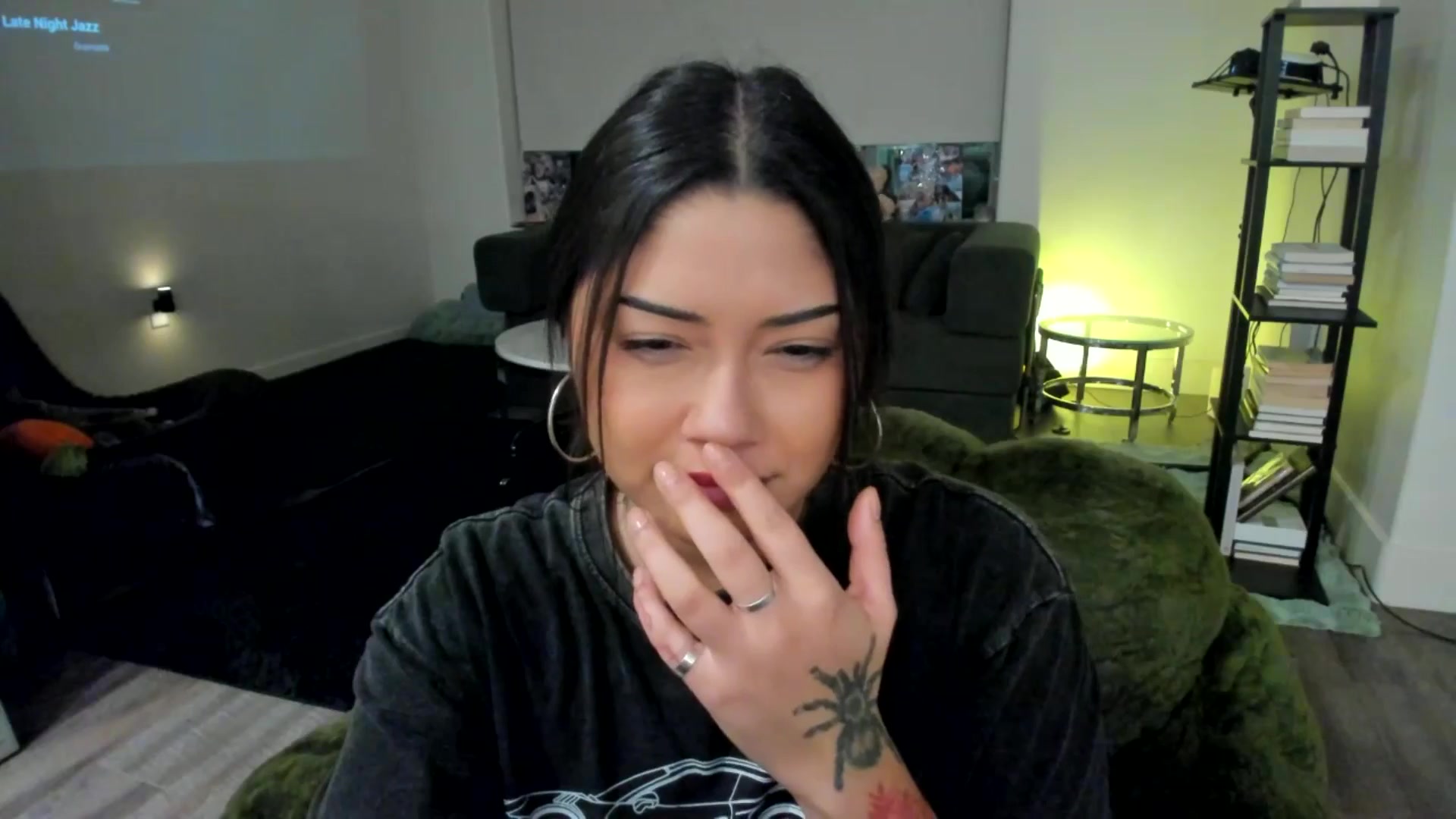 Gallery image thumbnail from YourGoddessLu's myfreecams stream on, 11/29/2025, 05:10 image 20 of 20