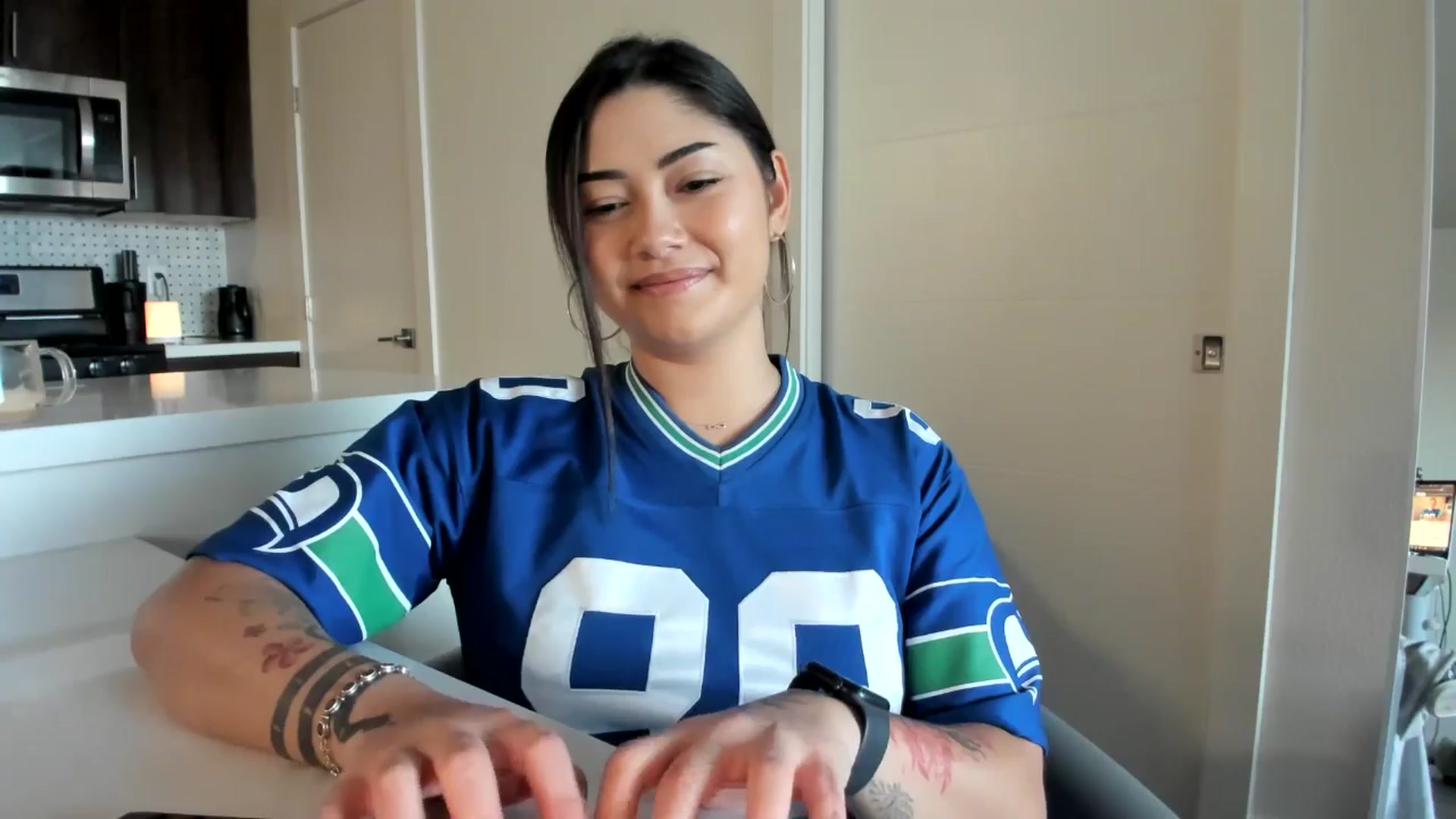 Gallery image thumbnail from YourGoddessLu's myfreecams stream on, 12/01/2025, 24:53 image 8 of 20