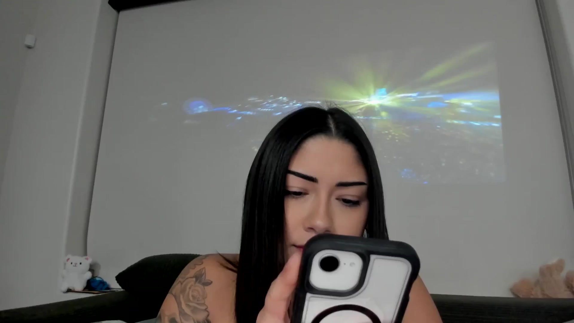 Gallery image thumbnail from YourGoddessLu's myfreecams stream on, 12/04/2025, 04:42 image 18 of 20