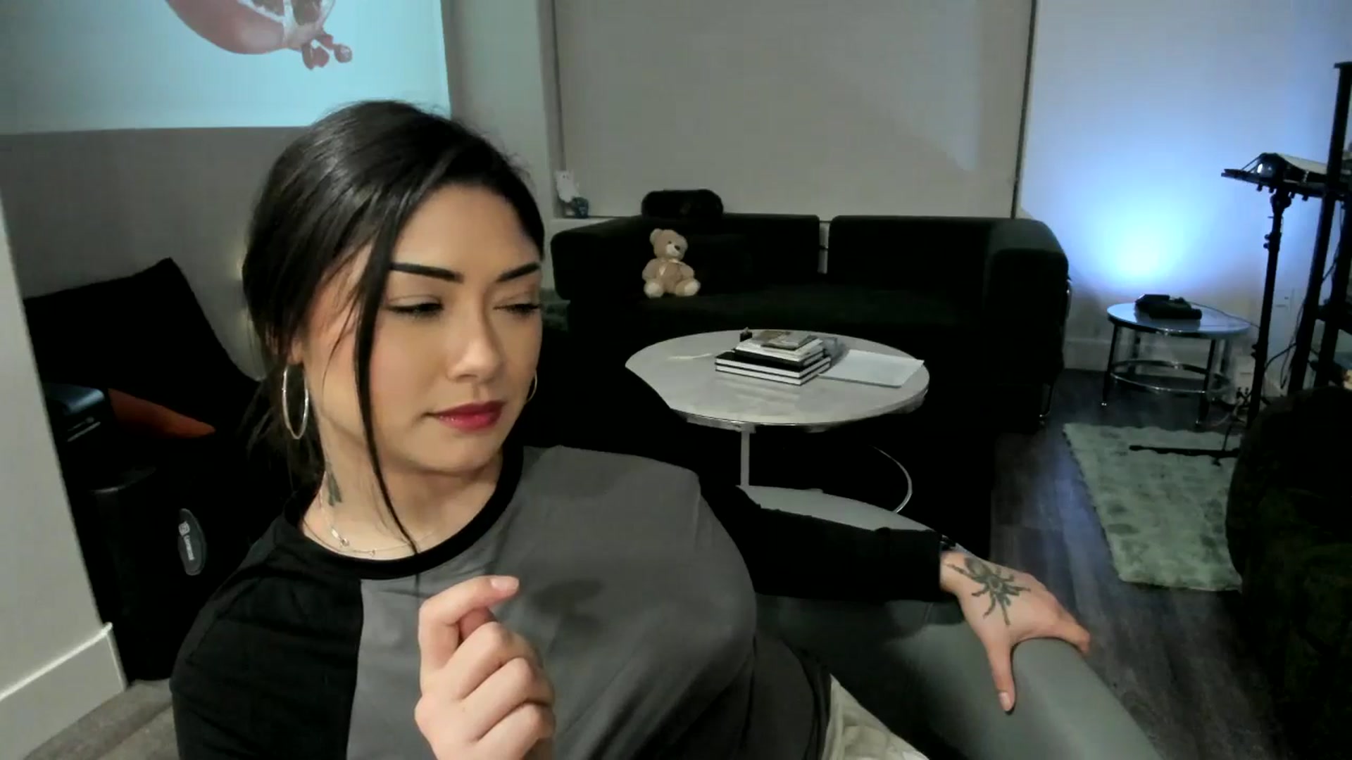 Gallery image thumbnail from YourGoddessLu's myfreecams stream on, 12/12/2025, 06:22 image 20 of 20